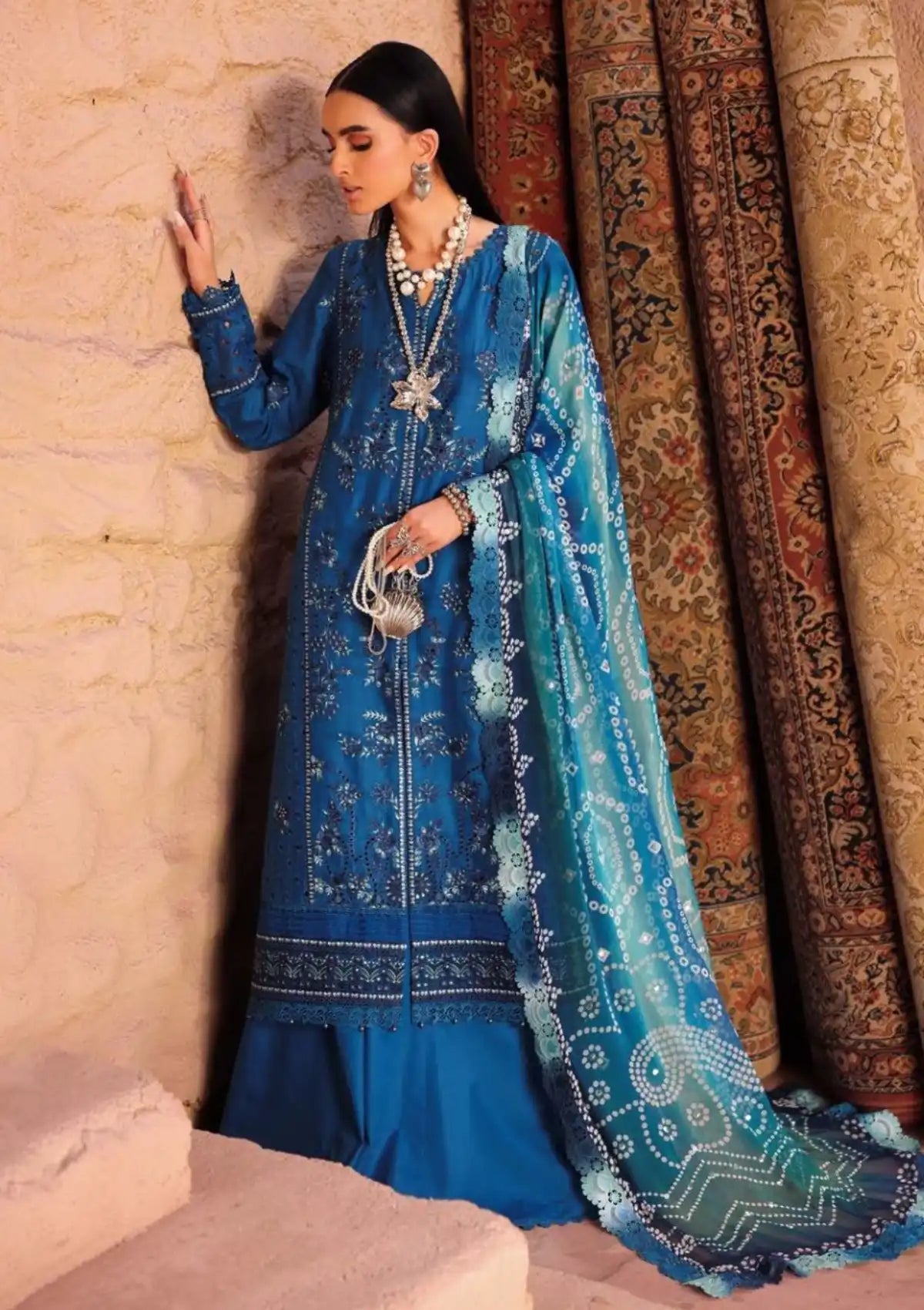 mohsin-saeed-fabrics-is-selling-online-and-in stores-Luxury-daily-wear-wedding-wear-formal-wear-in-budgeted-price-This-product-is-from-nureh-bazaar-chikankari-lawn25-ne-160-is-available-on-Mohsin-saeed-fabrics-website.