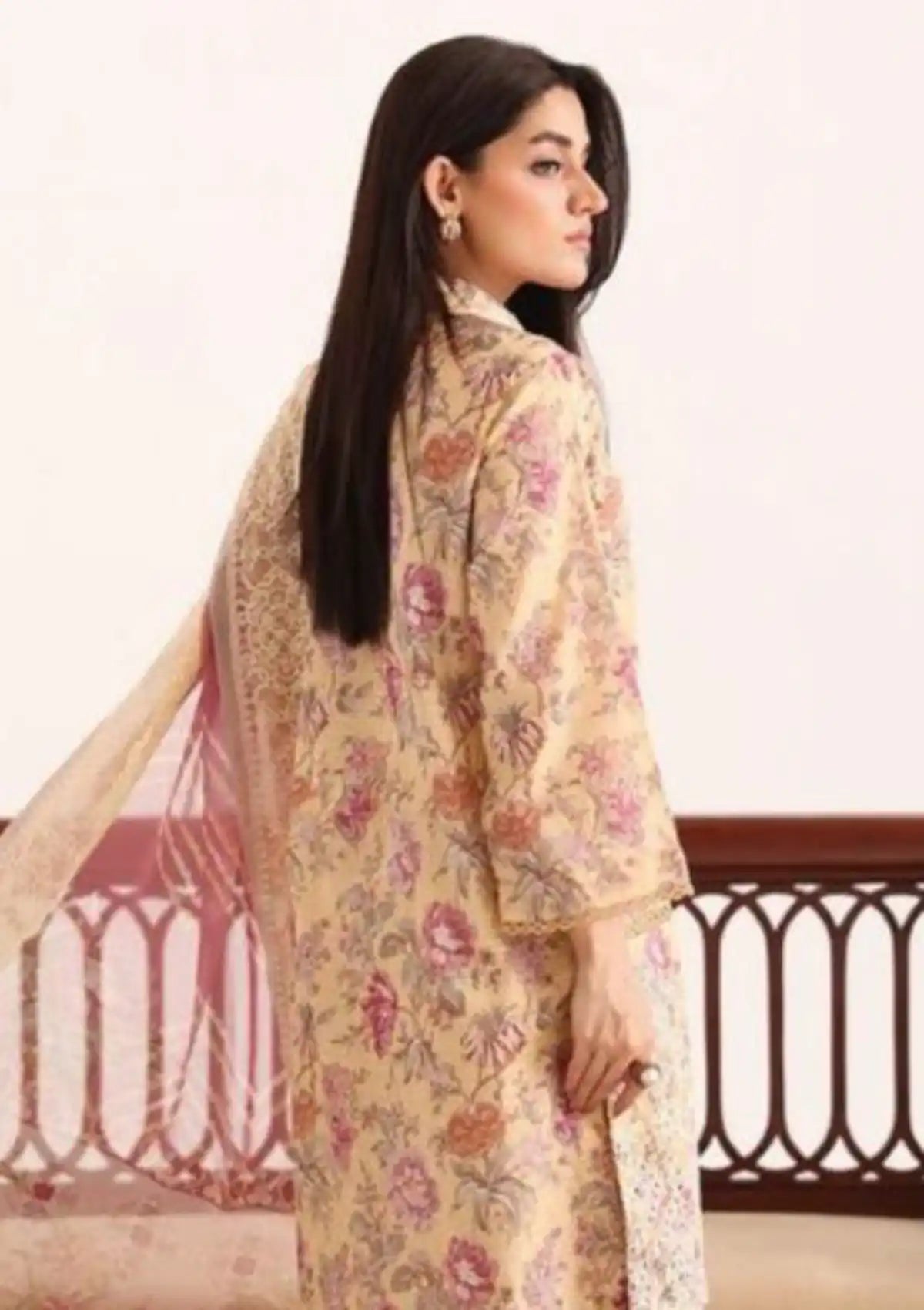 mohsin-saeed-fabrics-affordable-luxury-outfits-for-daily-formal-and-wedding-wear-This-product-is-from-johra-aniya-chikankari-lawn25-jh-676-is-available-on-Mohsin-saeed-fabrics-website.