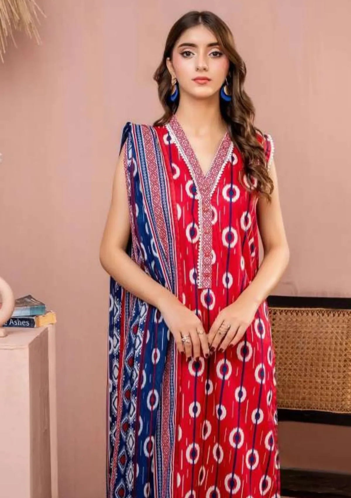mohsin-saeed-fabrics-is-selling-online-and-in stores-Luxury-daily-wear-wedding-wear-formal-wear-in-budgeted-price-This-product-is-from-zesh-printed-lawn25-drop-27-artical-03-is-available-on-Mohsin-saeed-fabrics-website.