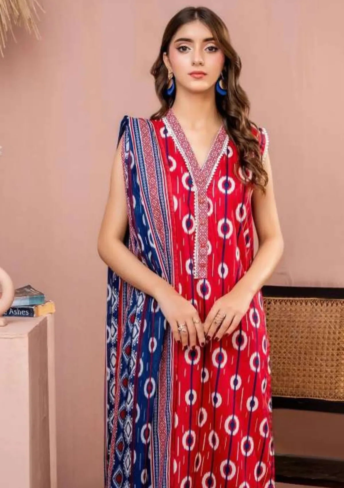 mohsin-saeed-fabrics-is-selling-online-and-in stores-Luxury-daily-wear-wedding-wear-formal-wear-in-budgeted-price-This-product-is-from-zesh-printed-lawn25-drop-27-artical-03-is-available-on-Mohsin-saeed-fabrics-website.