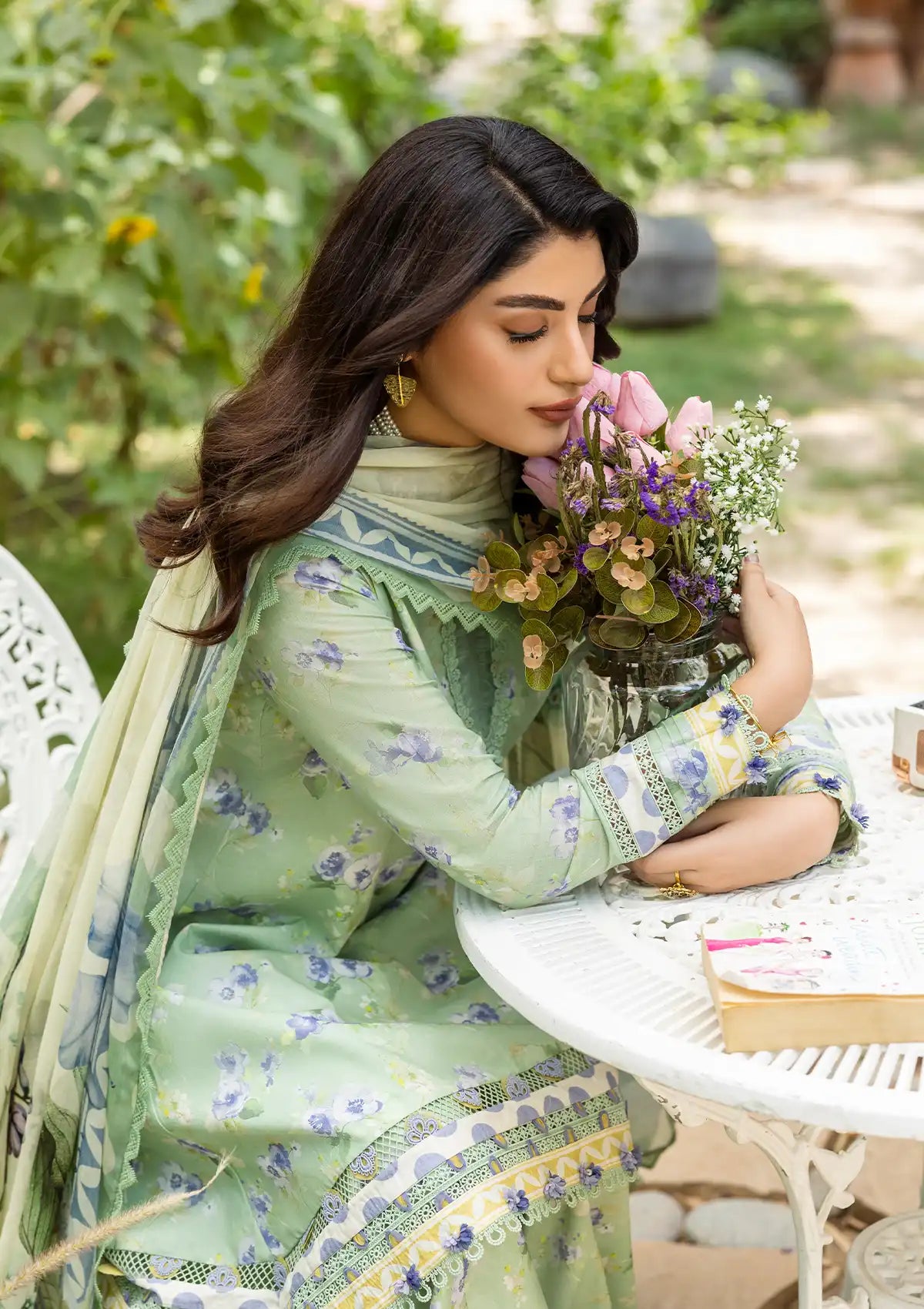mohsin-saeed-fabrics-designer-daily-wear-formal-and-wedding-suits-within-budget-This-product-is-from-elaf-prints-lawn25-ecd-02b-basile-is-available-on-Mohsin-saeed-fabrics-website.