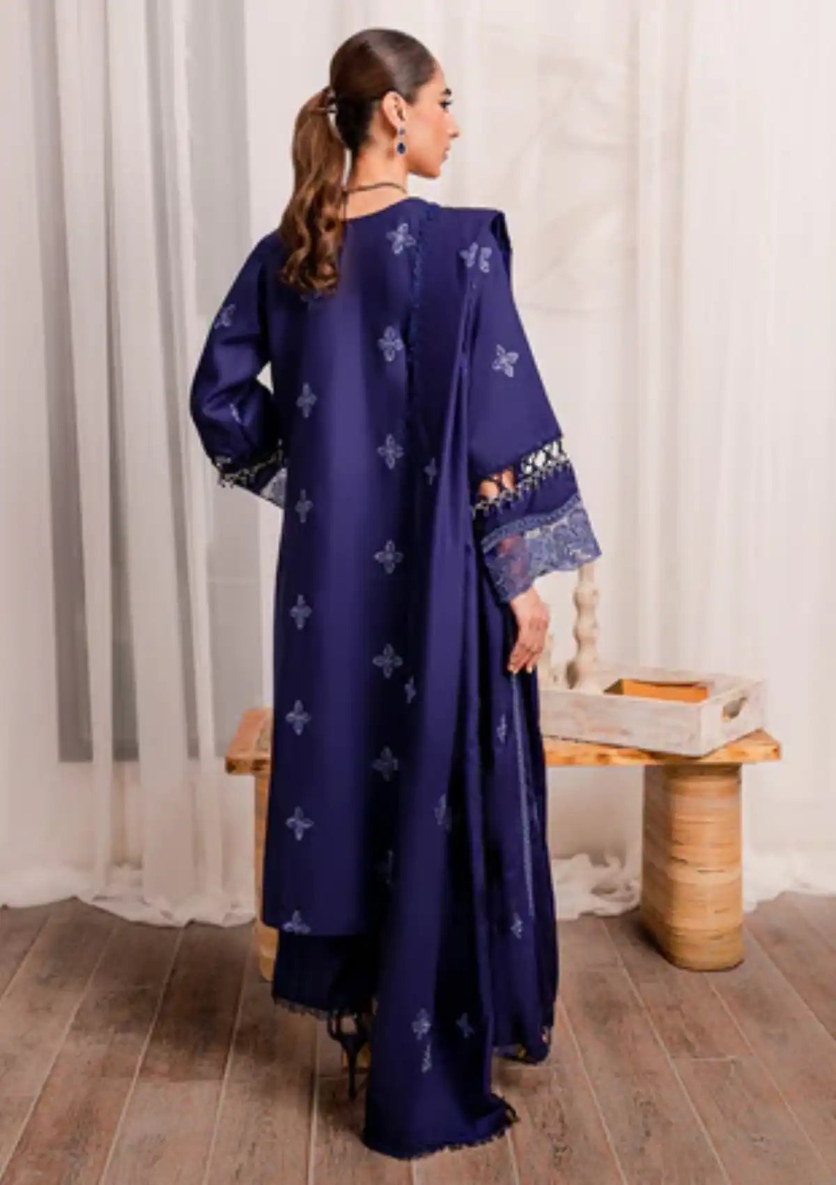 Parishay Nuray-e-Nazar Winter'23 NNF-09 - Mohsin Saeed Fabrics