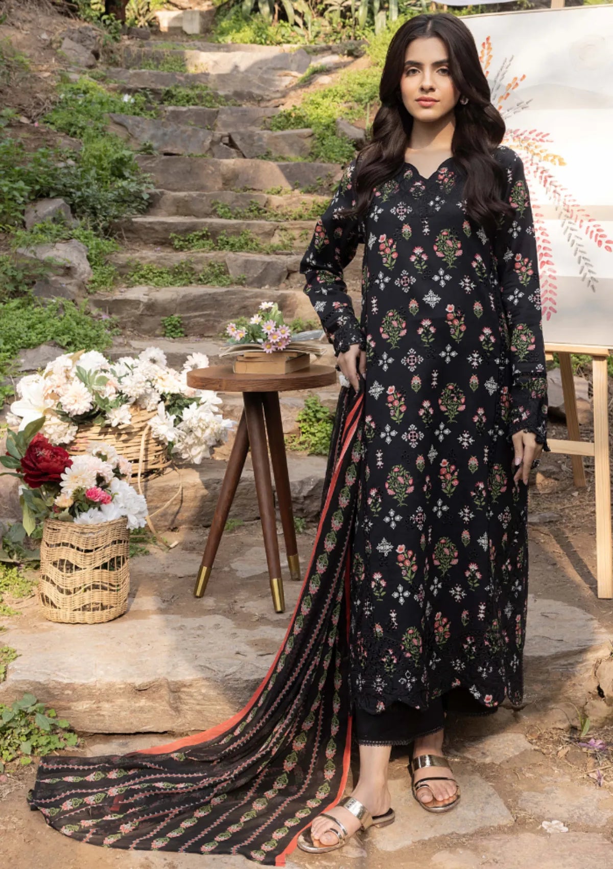 mohsin-saeed-fabrics-is-selling-online-and-in stores-Luxury-daily-wear-wedding-wear-formal-wear-in-budgeted-price-This-product-is-from-humdum-eden-garden-lawn25-d-03-is-available-on-Mohsin-saeed-fabrics-website.