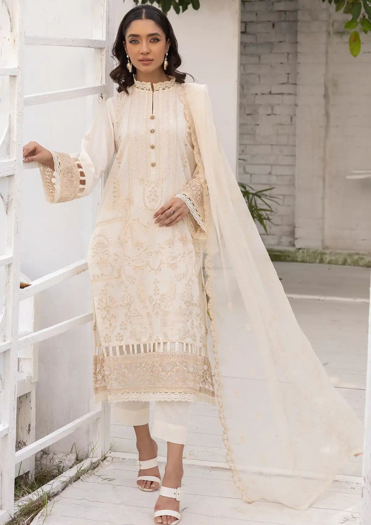 Ayla Zahra Singhar Luxury Emb Karandi'23 SNAZ 12 - Mohsin Saeed Fabrics