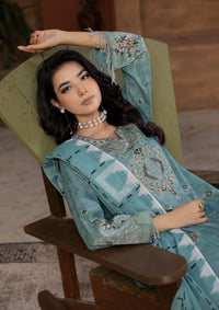 Waresha Noore Luxe Lawn'26 NL-02 Roshan Ara