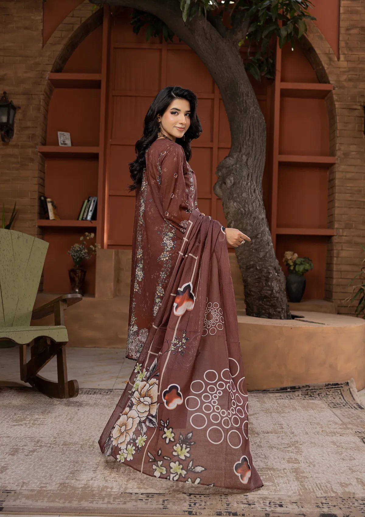 Waresha Noore Luxe Lawn'26 NL-03 Mah-e-Noor