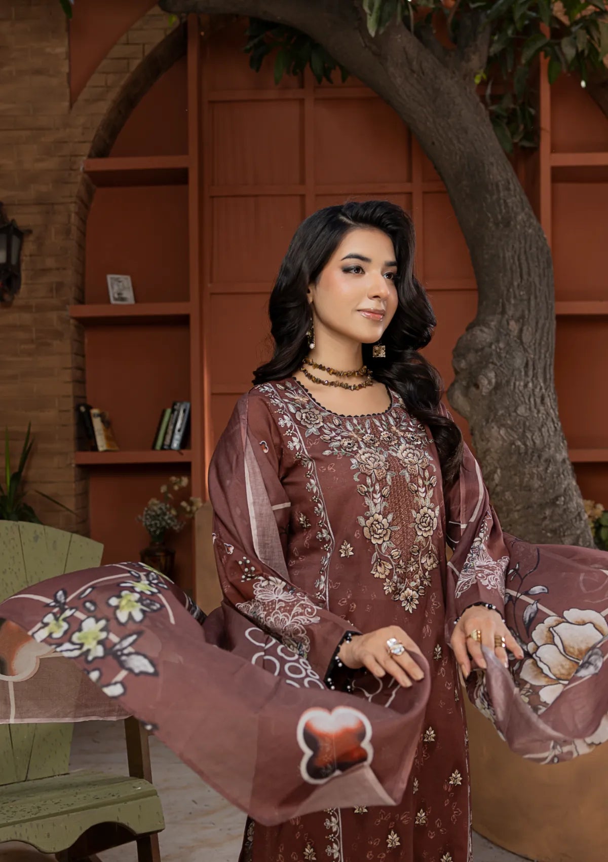 Waresha Noore Luxe Lawn'26 NL-03 Mah-e-Noor