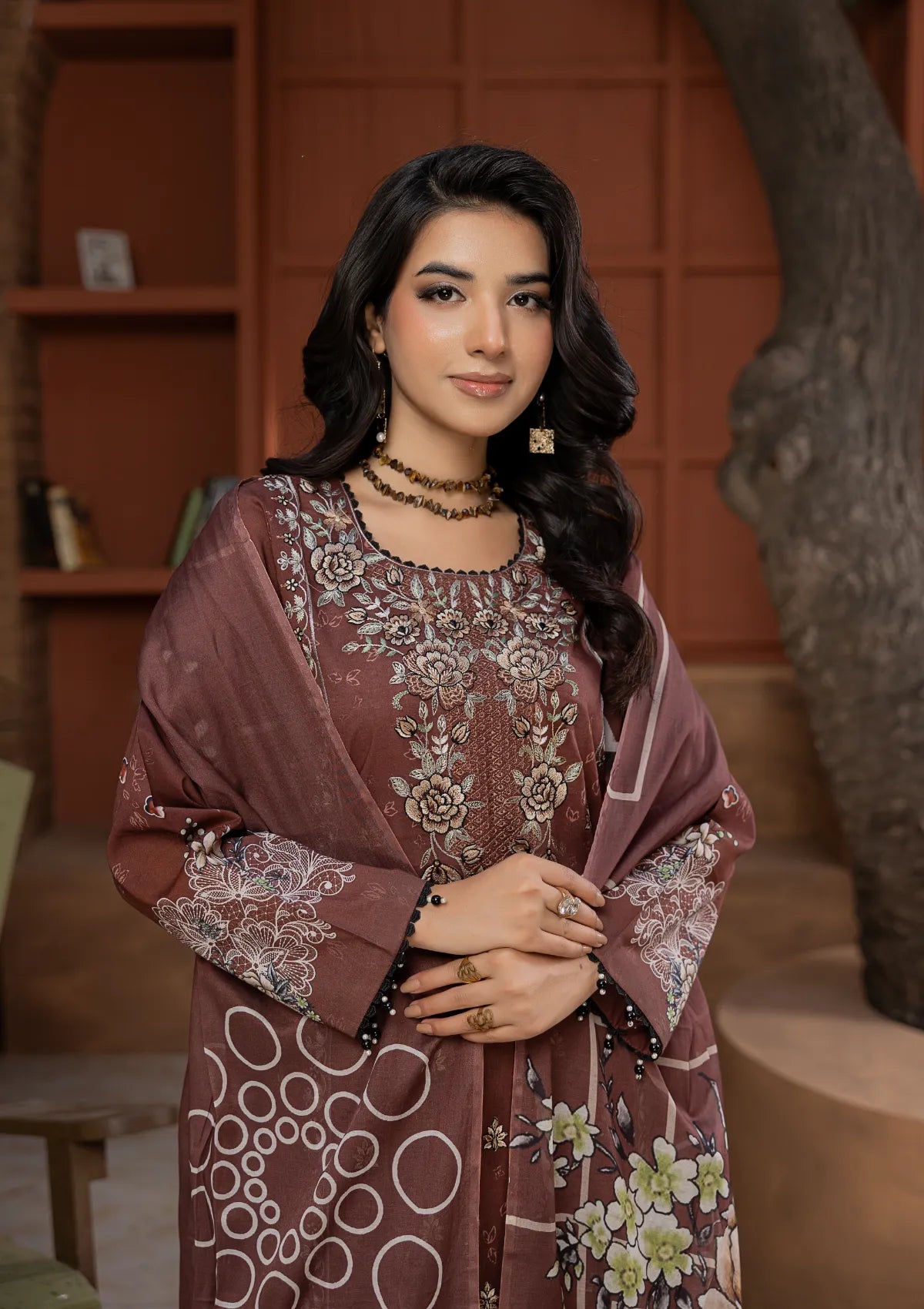 Waresha Noore Luxe Lawn'26 NL-03 Mah-e-Noor