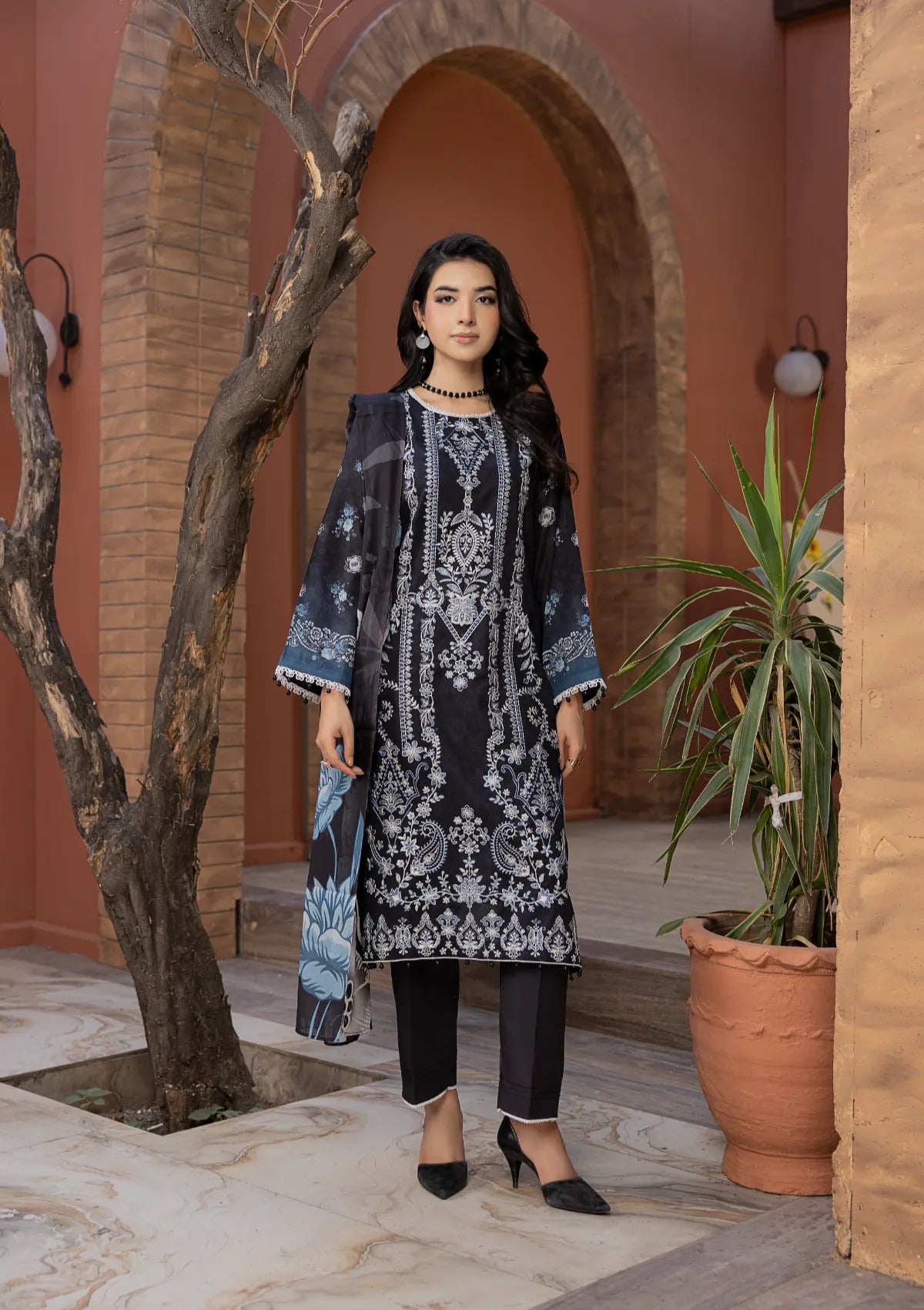 Waresha Noore Luxe Lawn'26 NL-06 Nooristan Grace