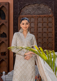 Waresha Lush Essence Lawn'26 LE-01 IVORY NOOR