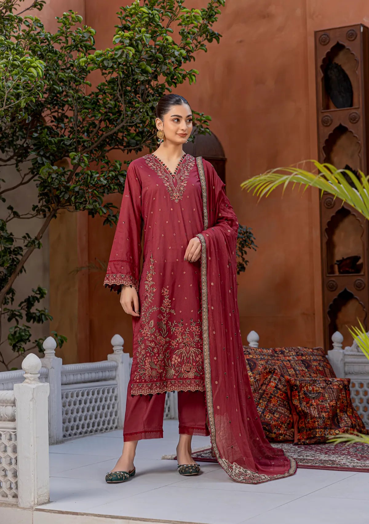 Waresha Lush Essence Lawn'26 LE-04 RUBY BLOOM