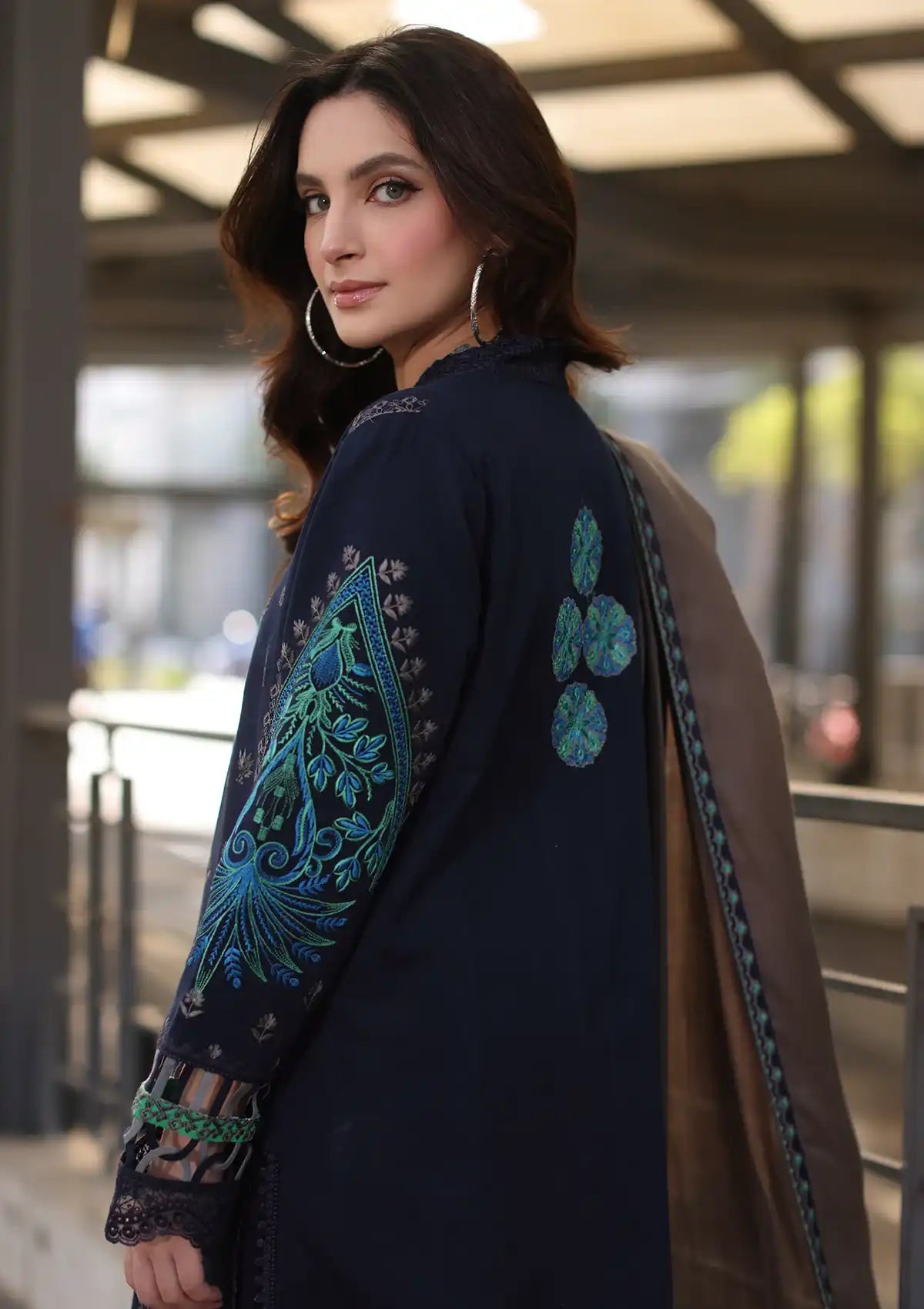 Charizma Naranji Emb Khaddar'24 Vol-01 CNW4-04