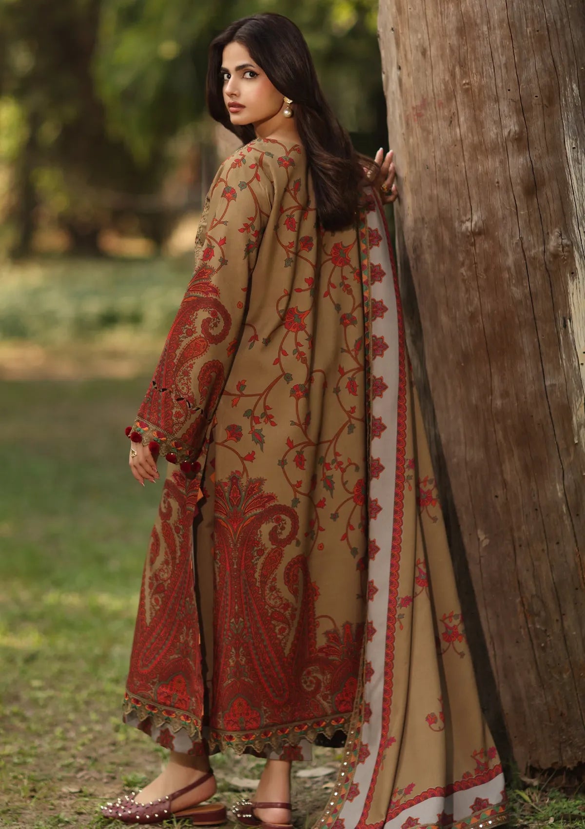 Charizma Aniq Vol-01'25 D-15