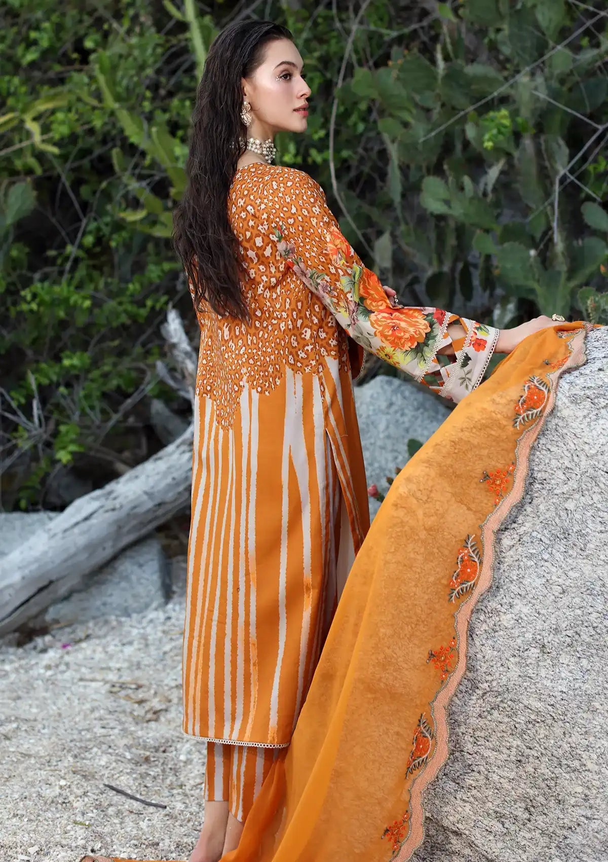 Charizma Print Melody Lawn'24 Vol-04 PM4-29 - Mohsin Saeed Fabrics
