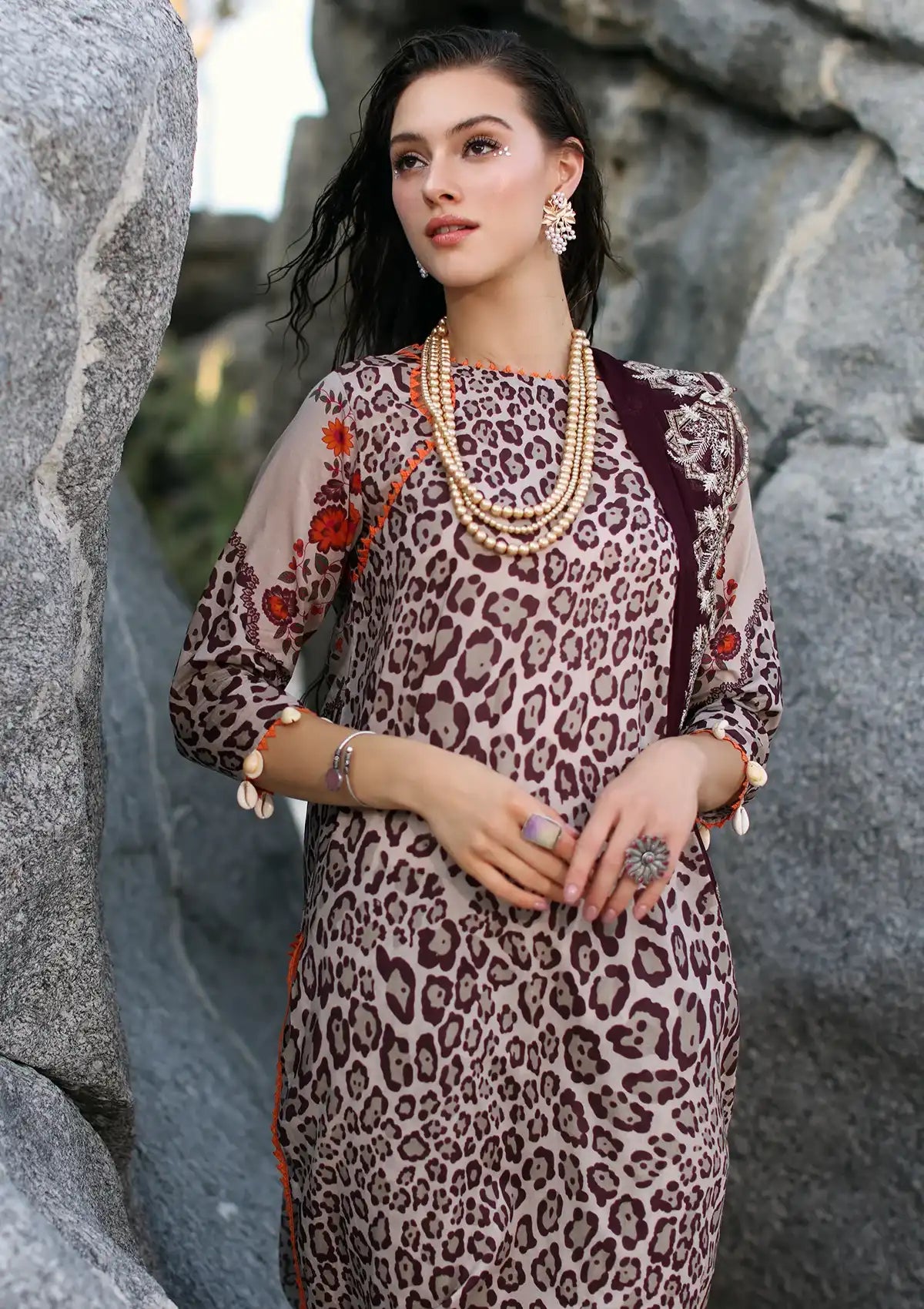 Charizma Print Melody Lawn'24 Vol-04 PM4-31 - Mohsin Saeed Fabrics