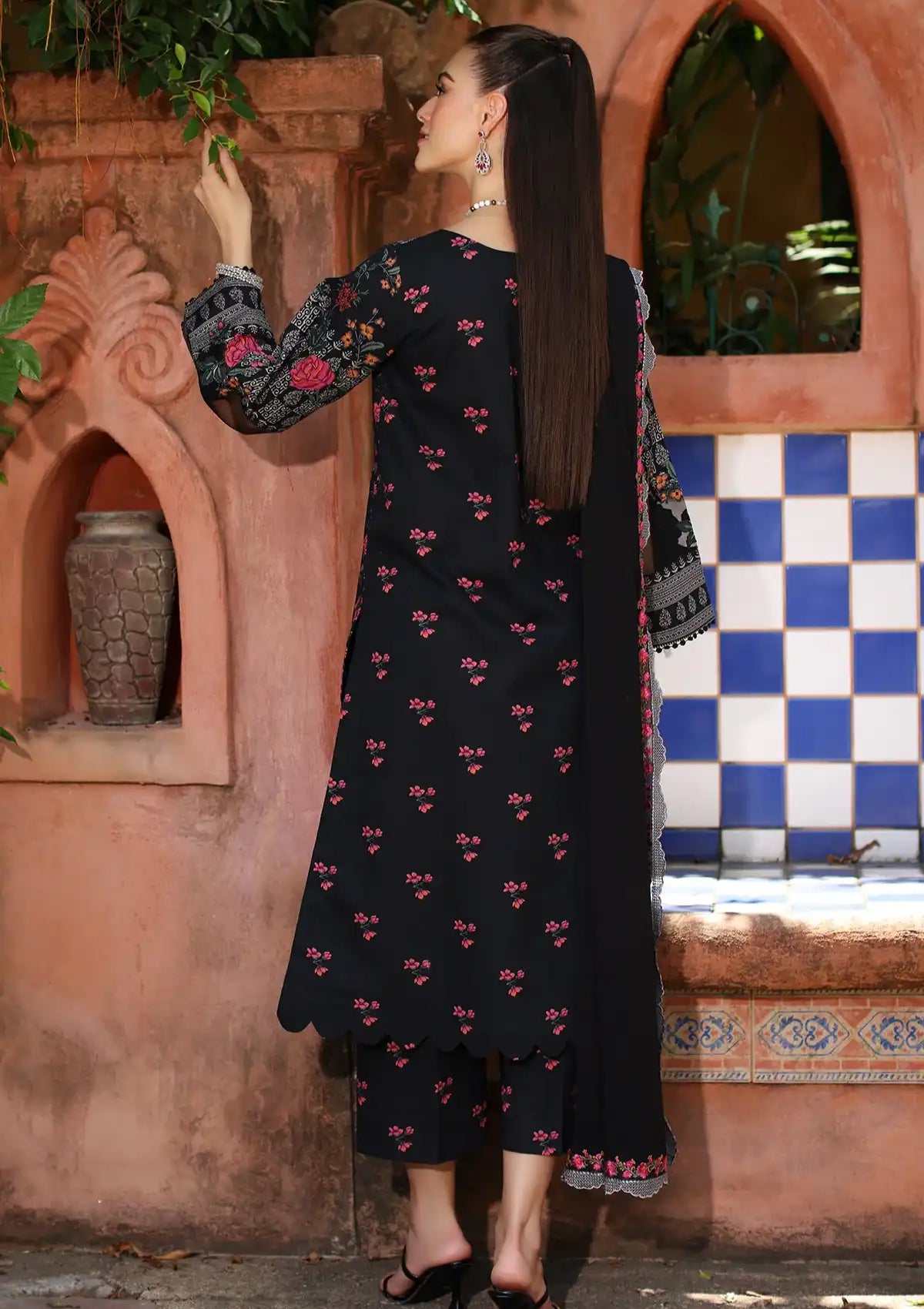 Charizma Print Melody Lawn'24 Vol-04 PM4-35 - Mohsin Saeed Fabrics