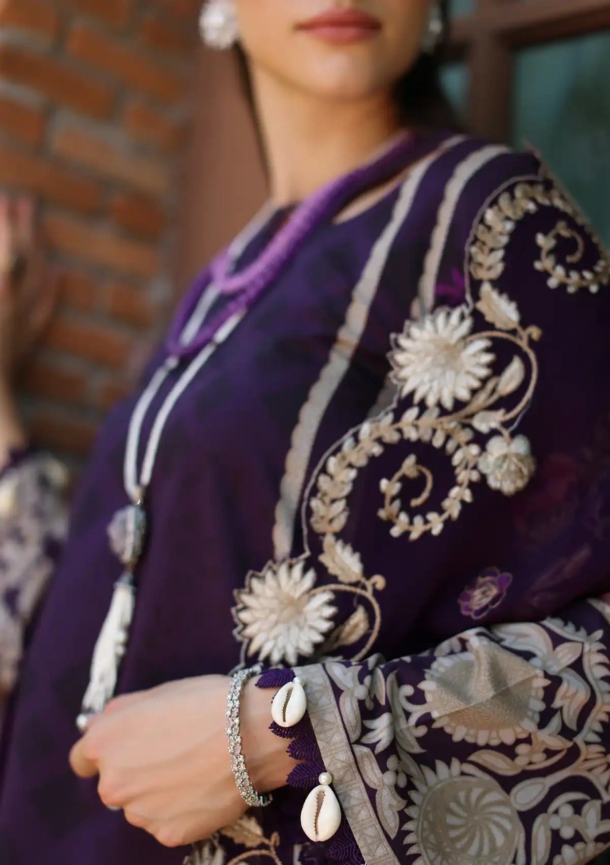 Charizma Print Melody Lawn'24 Vol-04 PM4-33 - Mohsin Saeed Fabrics