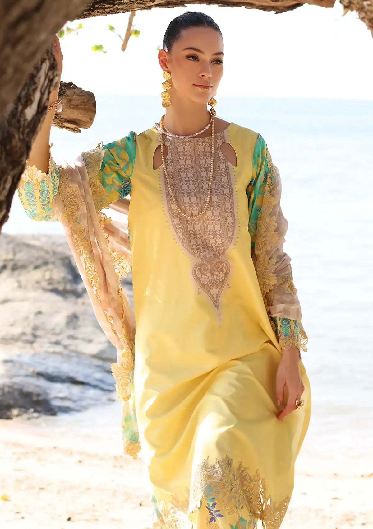 Charizma Aniq Emb Lawn'24 Vol-01 AN4-08 - Mohsin Saeed Fabrics