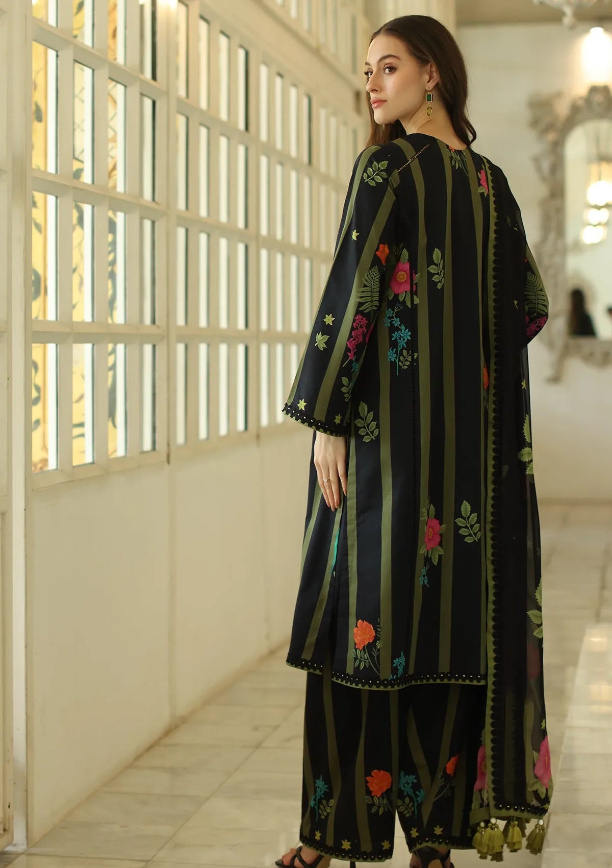 mohsin-saeed-fabrics-affordable-luxury-outfits-for-daily-formal-and-wedding-wear-This-product-is-from-charizma-aniiq-emb-lawn25-an5-07-is-available-on-Mohsin-saeed-fabrics-website.
