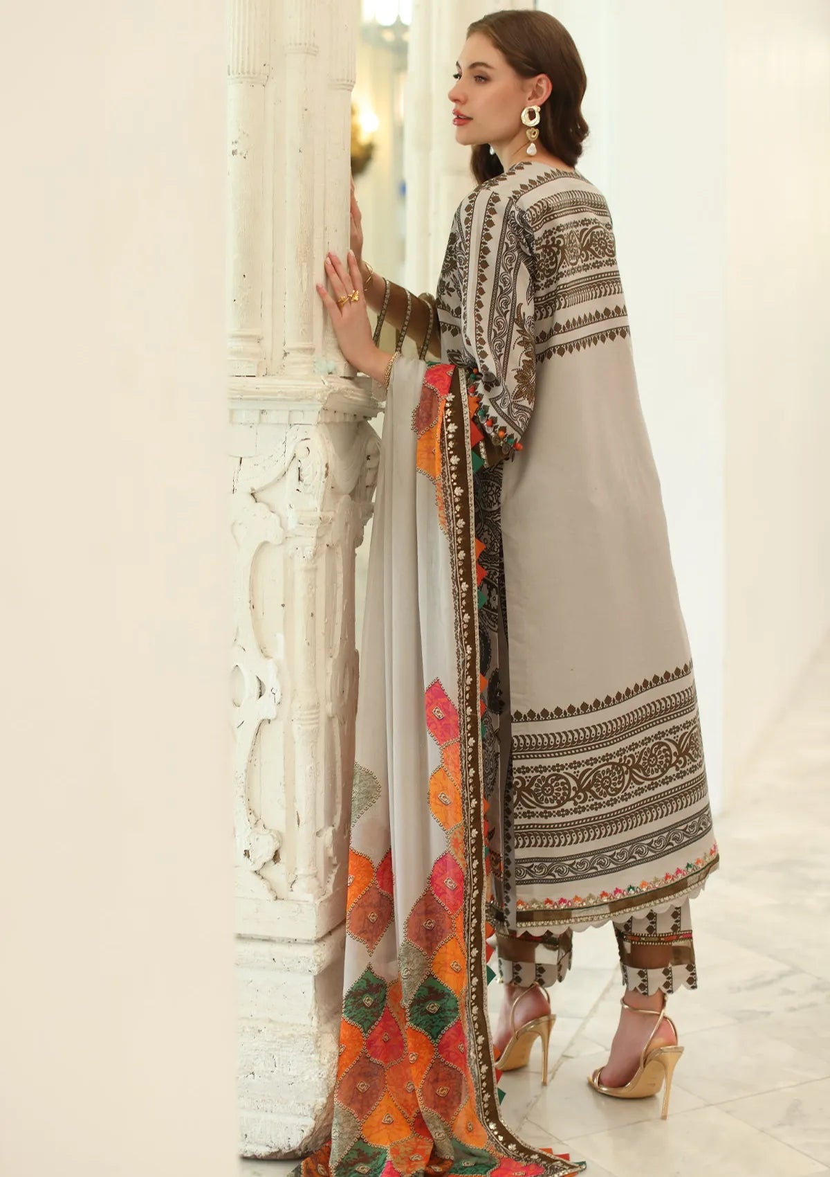 mohsin-saeed-fabrics-affordable-luxury-outfits-for-daily-formal-and-wedding-wear-This-product-is-from-charizma-aniiq-emb-lawn25-an5-08-is-available-on-Mohsin-saeed-fabrics-website.