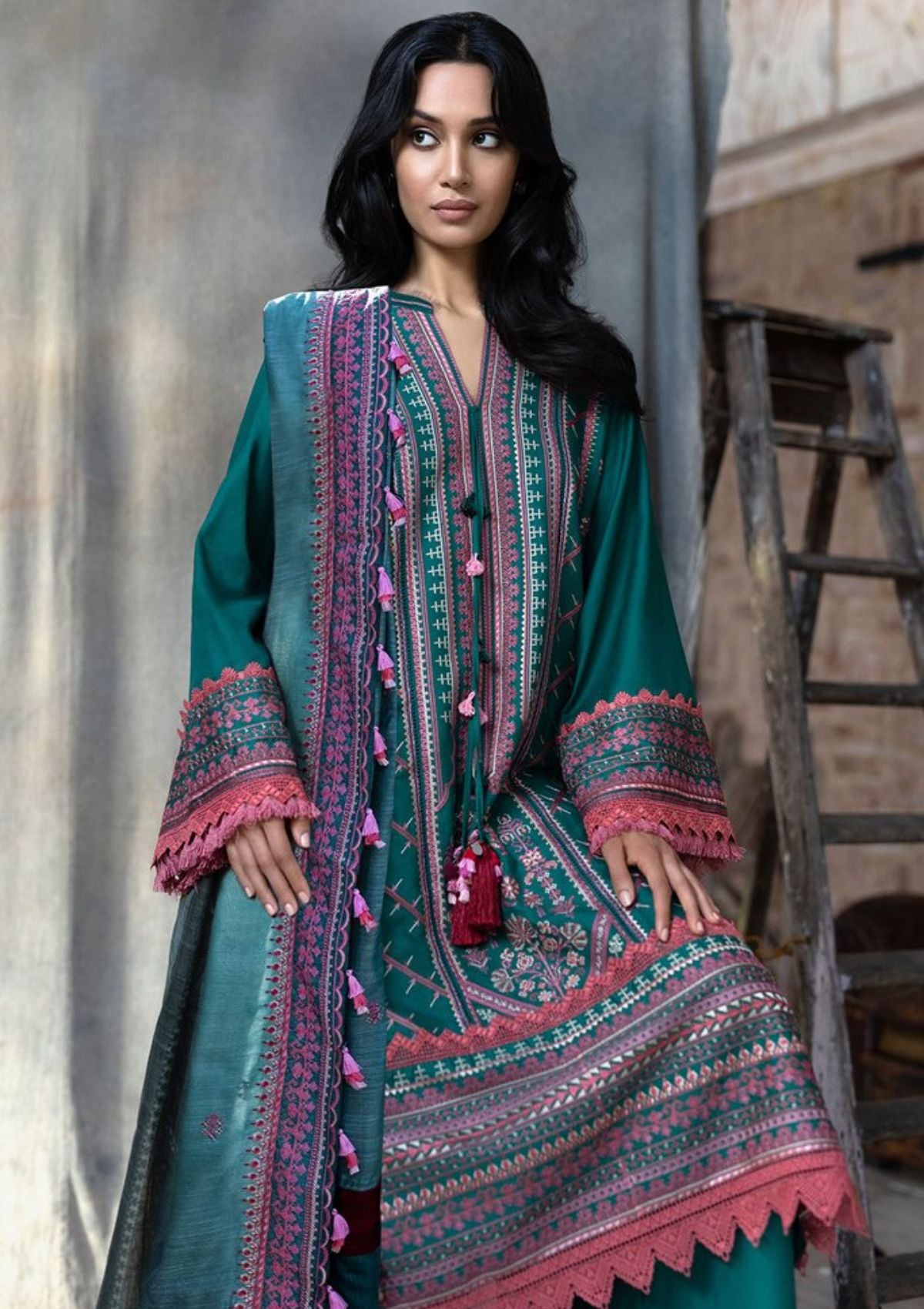 Sobia Nazir Autumn Winter'21 D-3A - Mohsin Saeed Fabrics