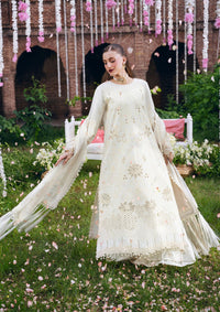 Mahnur Amelia Winter'26 AM-13