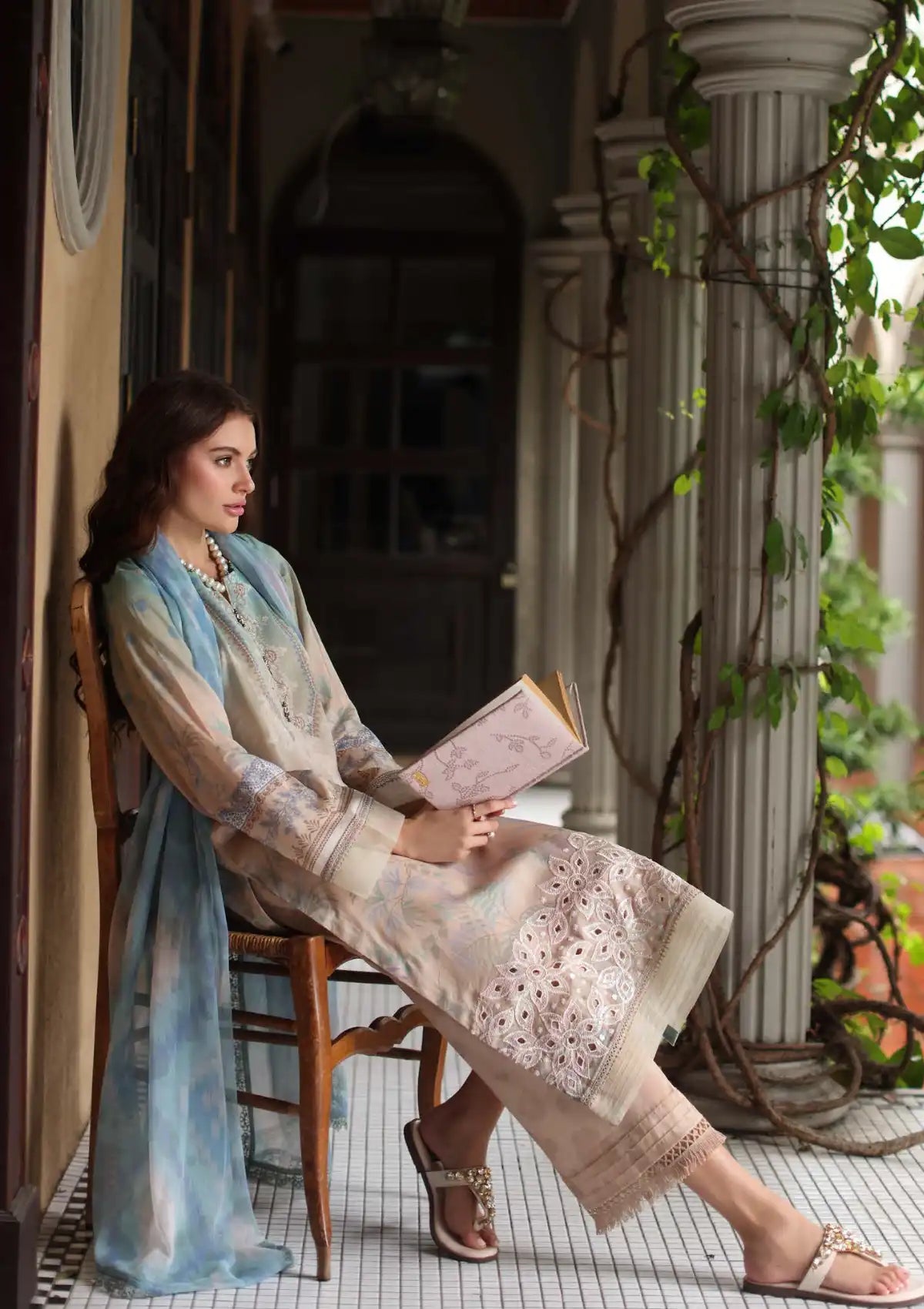 mohsin-saeed-fabrics-luxury-fashion-collection-daily-wear-wedding-and-formal-in-budget-This-product-is-from-riaz-arts-aafreen-chikankari-lawn25-af-220-is-available-on-Mohsin-saeed-fabrics-website.