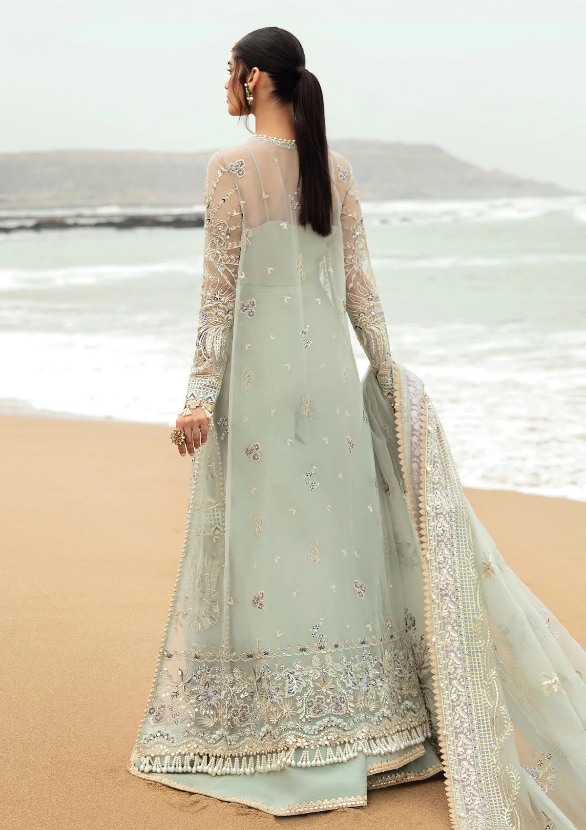 Afrozeh Dastanngoi Wedding Formal'24 AWE-08 SHANZAY