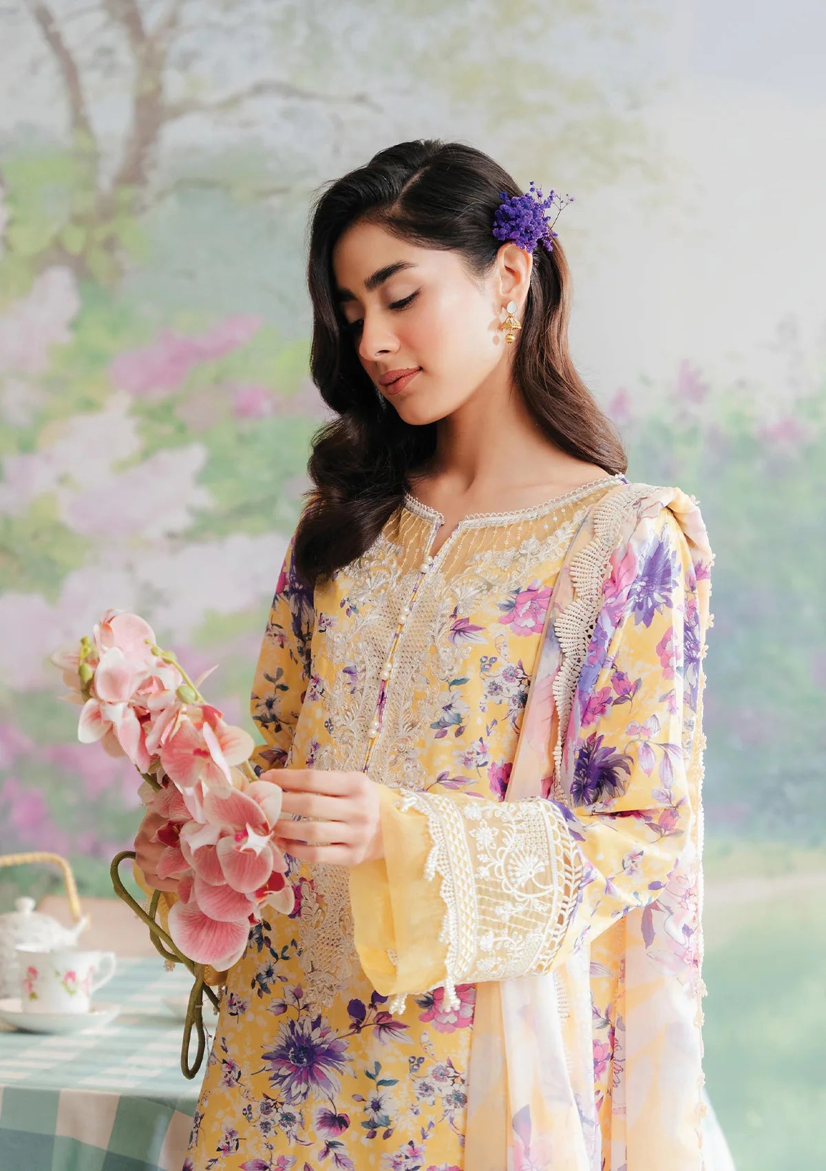 Afrozeh The Floral Charm Lawn'24 AL-01 - Mohsin Saeed Fabrics