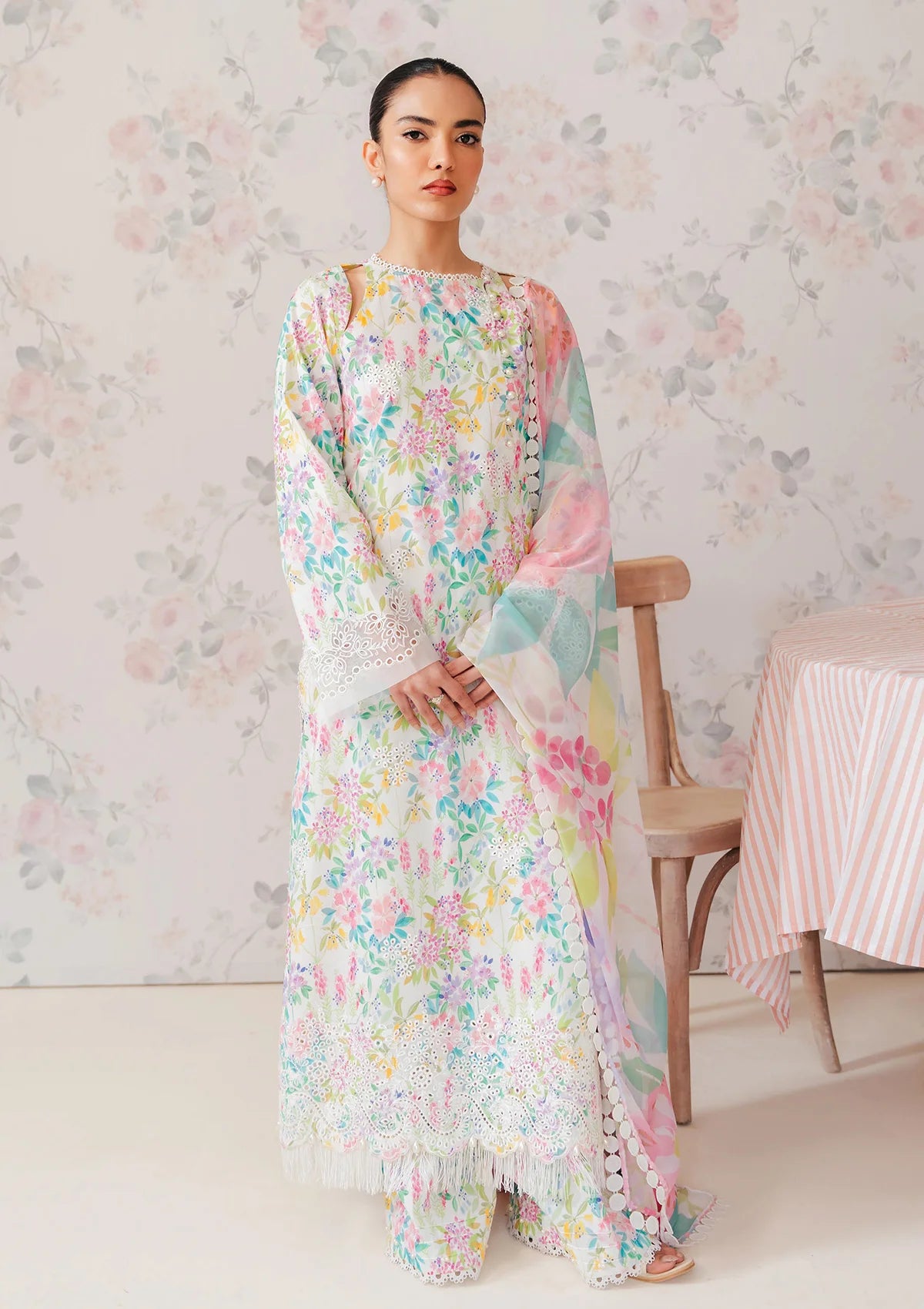 Afrozeh The Floral Charm Lawn'24 AL-03