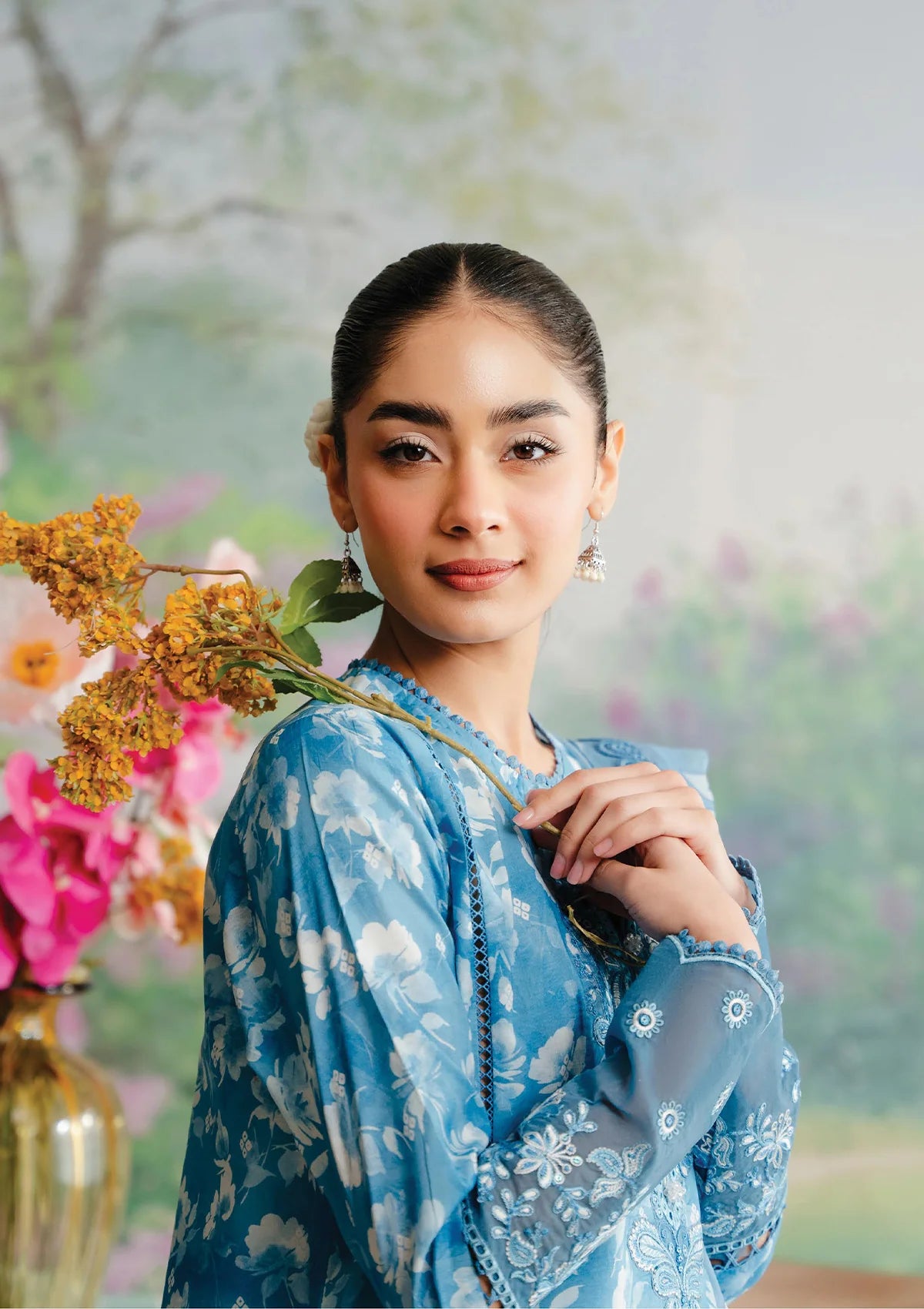 Afrozeh The Floral Charm Lawn'24 AL-08