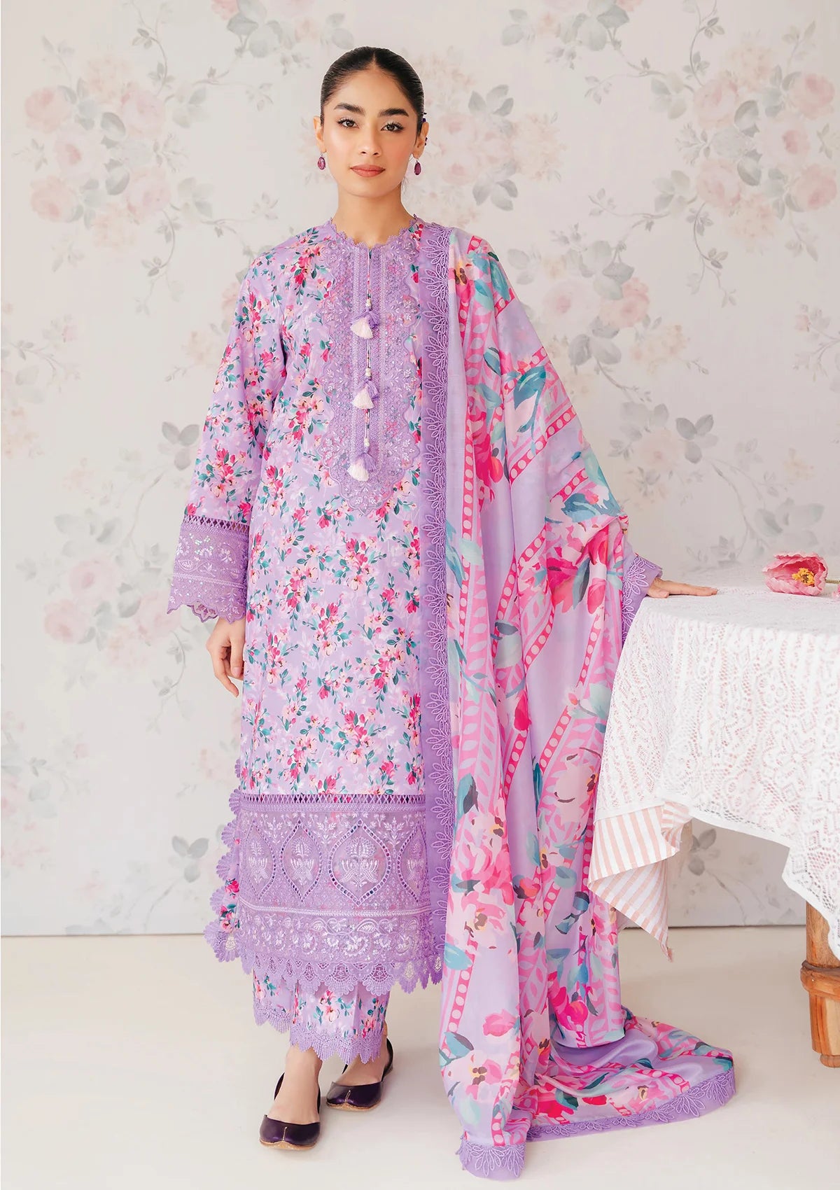 Afrozeh The Floral Charm Lawn'24 AL-09