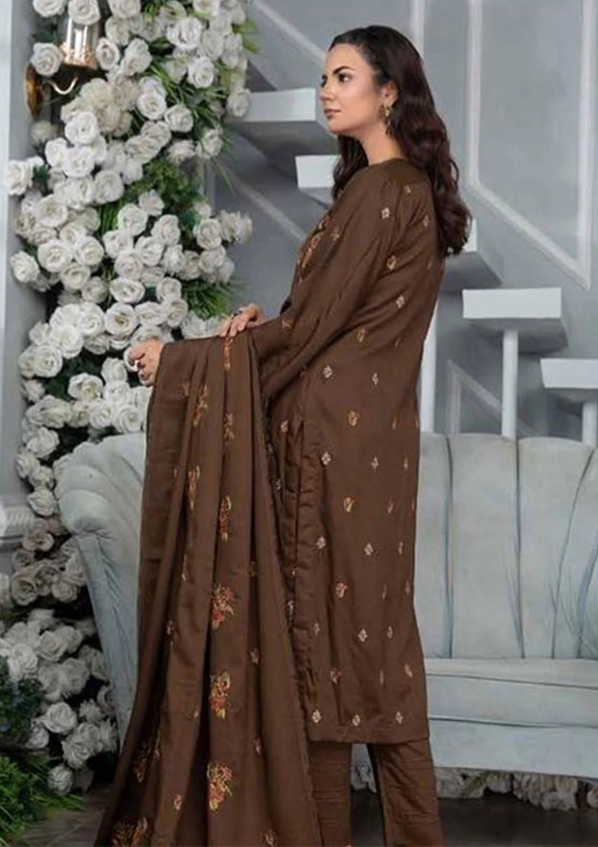 Alif Airjet Slub Emb Linen'23 Vol-41 D-01 - Mohsin Saeed Fabrics