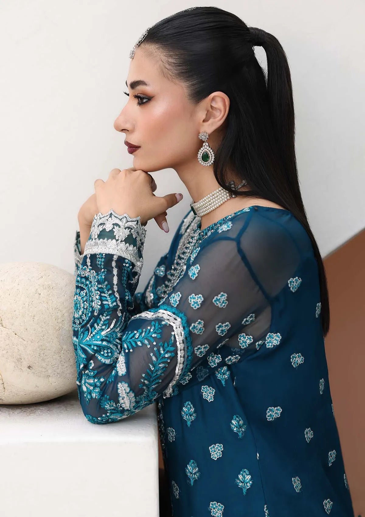mohsin-saeed-fabrics-affordable-luxury-outfits-for-daily-formal-and-wedding-wear-This-product-is-from-imrozia-saiyara-luxury-farmals25-d-232-azura-is-available-on-Mohsin-saeed-fabrics-website.