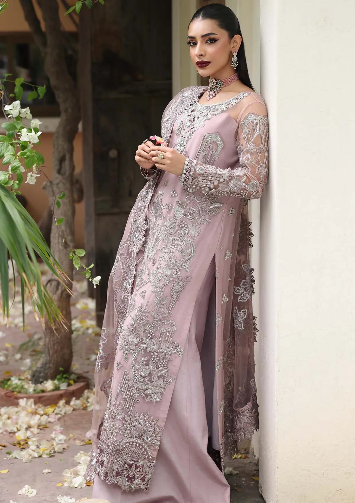mohsin-saeed-fabrics-affordable-luxury-outfits-for-daily-formal-and-wedding-wear-This-product-is-from-imrozia-saiyara-luxury-farmals25-d-233-naira-is-available-on-Mohsin-saeed-fabrics-website.
