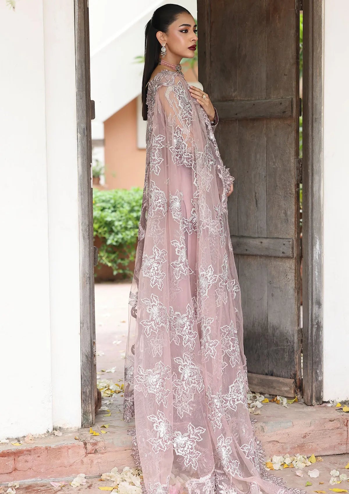 mohsin-saeed-fabrics-affordable-luxury-outfits-for-daily-formal-and-wedding-wear-This-product-is-from-imrozia-saiyara-luxury-farmals25-d-233-naira-is-available-on-Mohsin-saeed-fabrics-website.