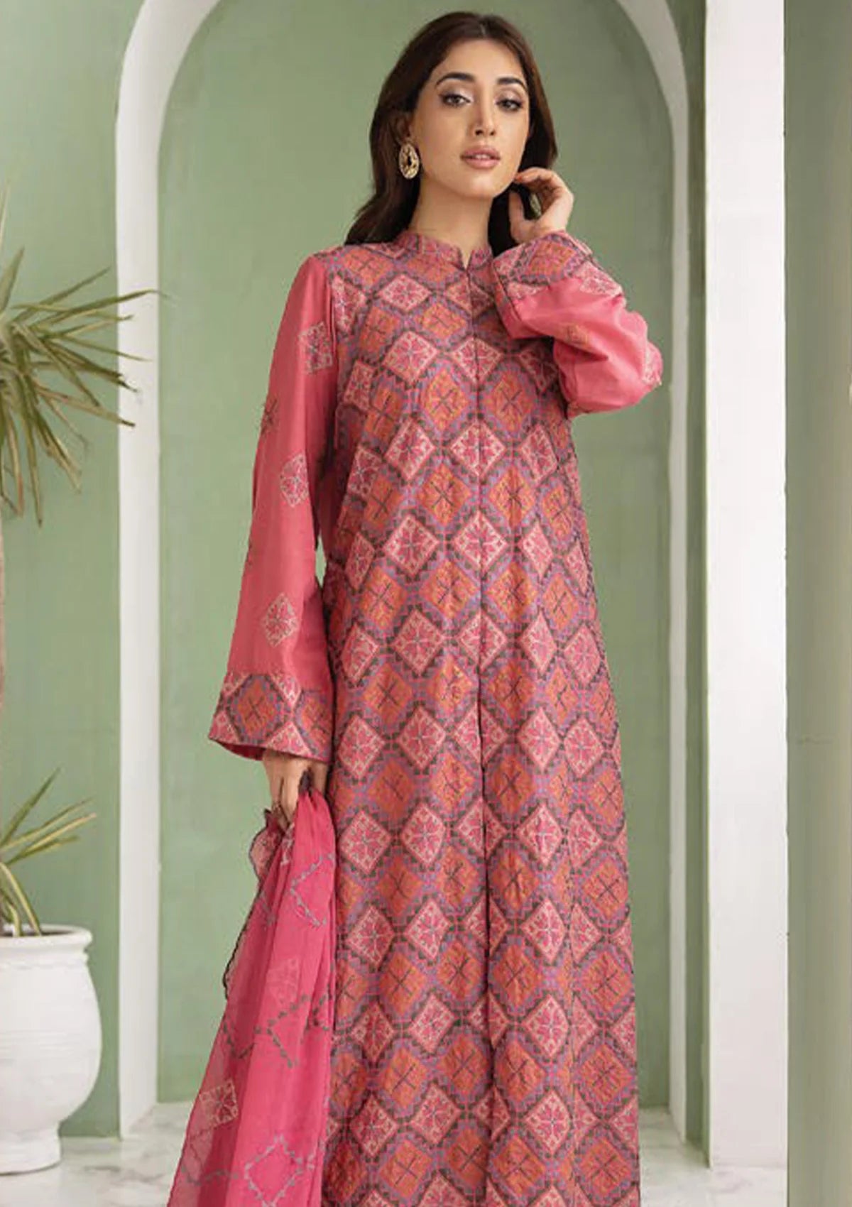 Arzoo by Khoobsurat Emb Karandi'24 AK-02