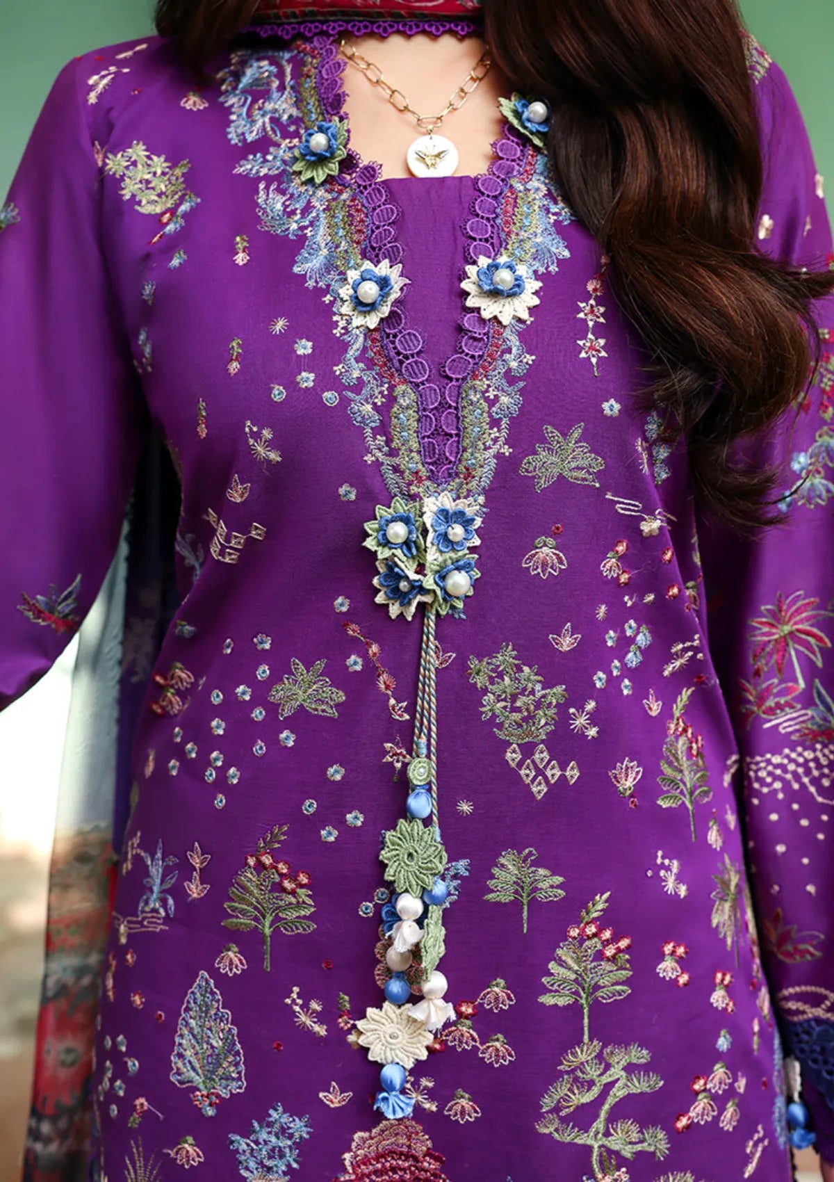Roheenaz Summer Reverie Luxury Lawn'26 D-204 Aurelia