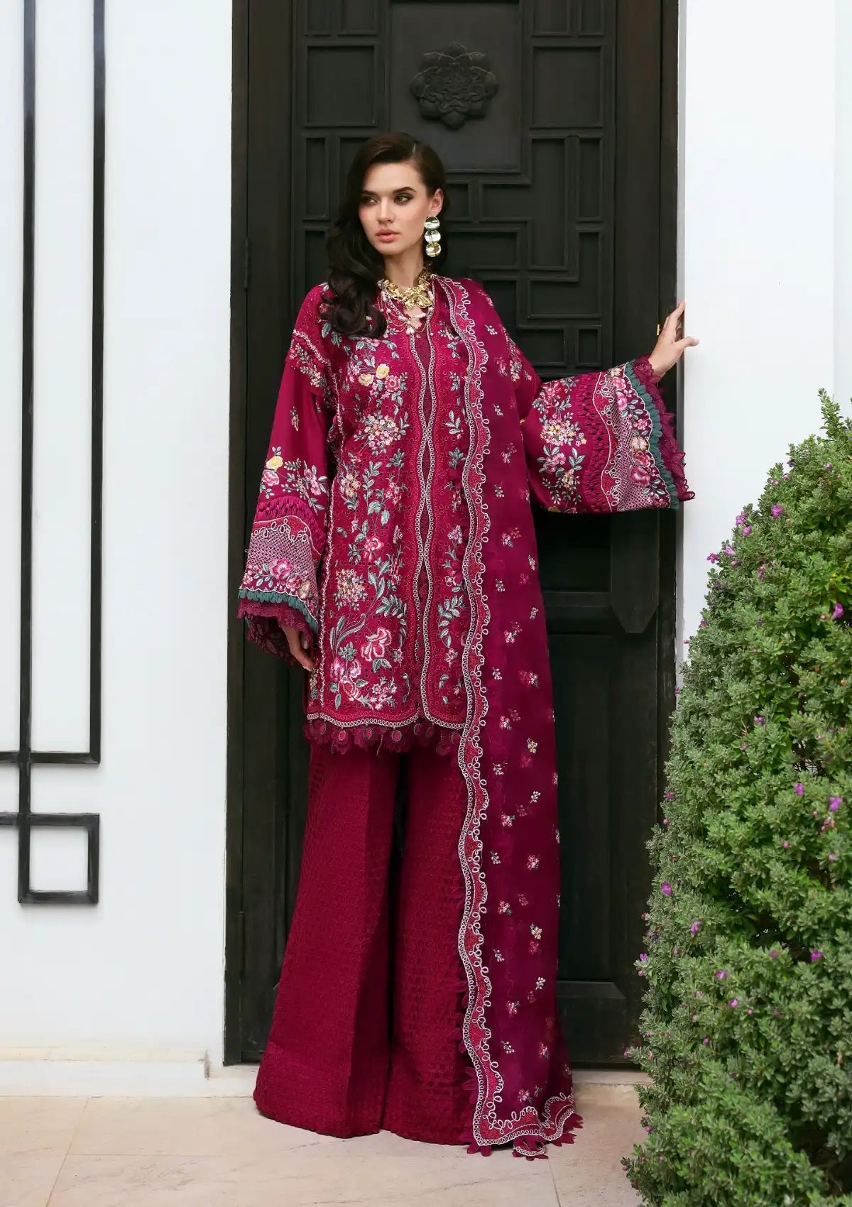 mohsin-saeed-fabrics-luxury-fashion-collection-daily-wear-wedding-and-formal-in-budget-This-product-is-from-republic-kalani-eid-luxury-lawn25-ayla-is-available-on-Mohsin-saeed-fabrics-website.