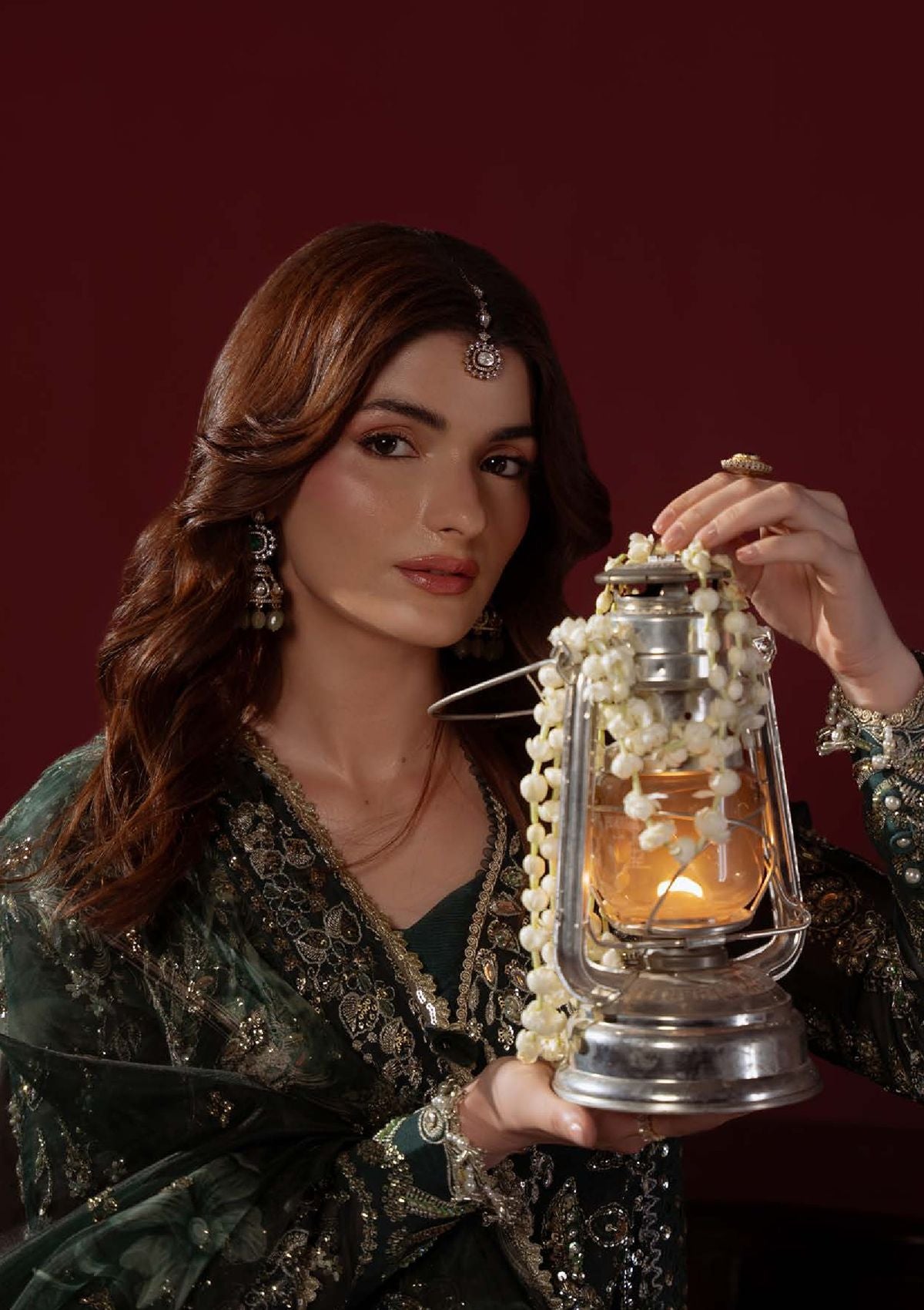 Aylin Ember Festive Edit'26 D-01 Elysee