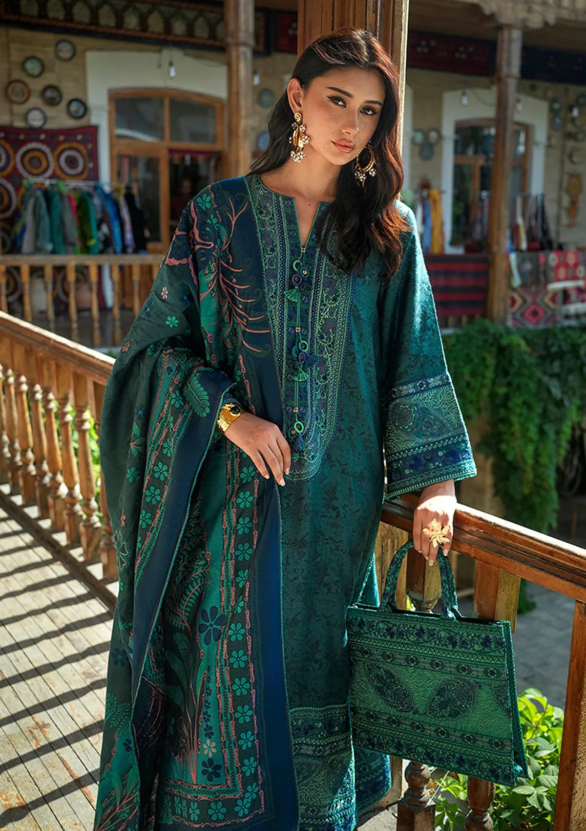 Mushq Broadway Winter'26 D-09 Azure Echo
