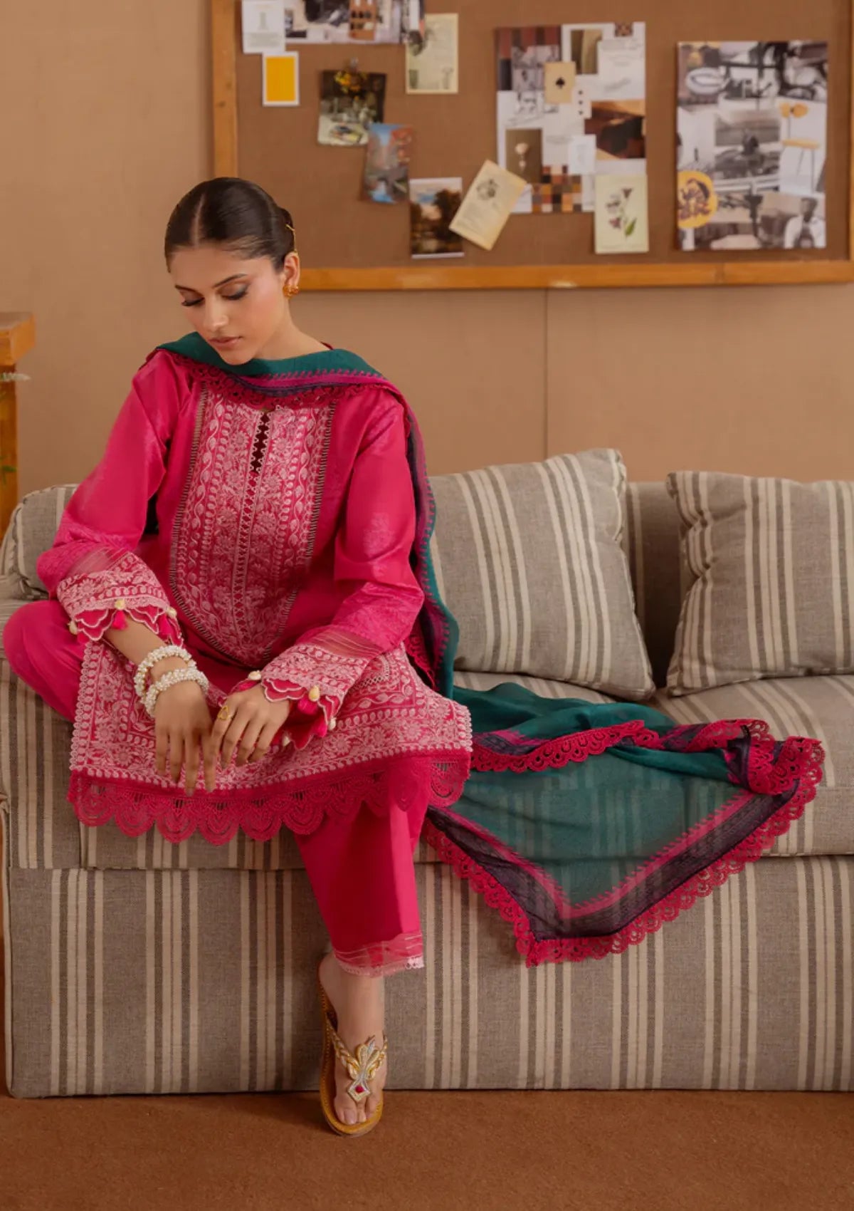 mohsin-saeed-fabrics-designer-daily-wear-formal-and-wedding-suits-within-budget-This-product-is-from-saira-rizwan-laanem-summer-lawn25-elara-a-srl25-01-is-available-on-Mohsin-saeed-fabrics-website.