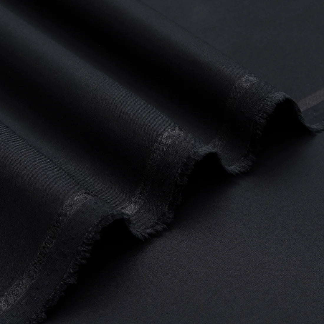 mohsin-saeed-fabrics-designer-daily-wear-formal-and-wedding-suits-within-budget-This-product-is-from-gravity-by-dynasty-is-available-on-Mohsin-saeed-fabrics-website.