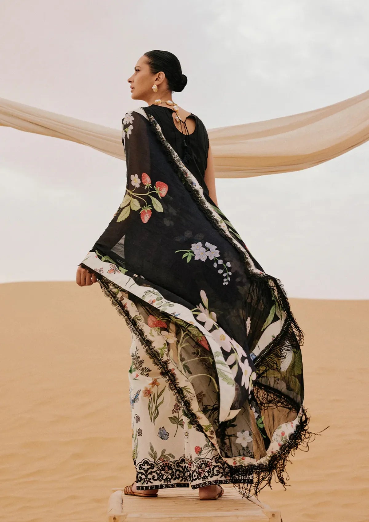 Saira Rizwan Luxury Lawn'26 SRL-07 DIARA