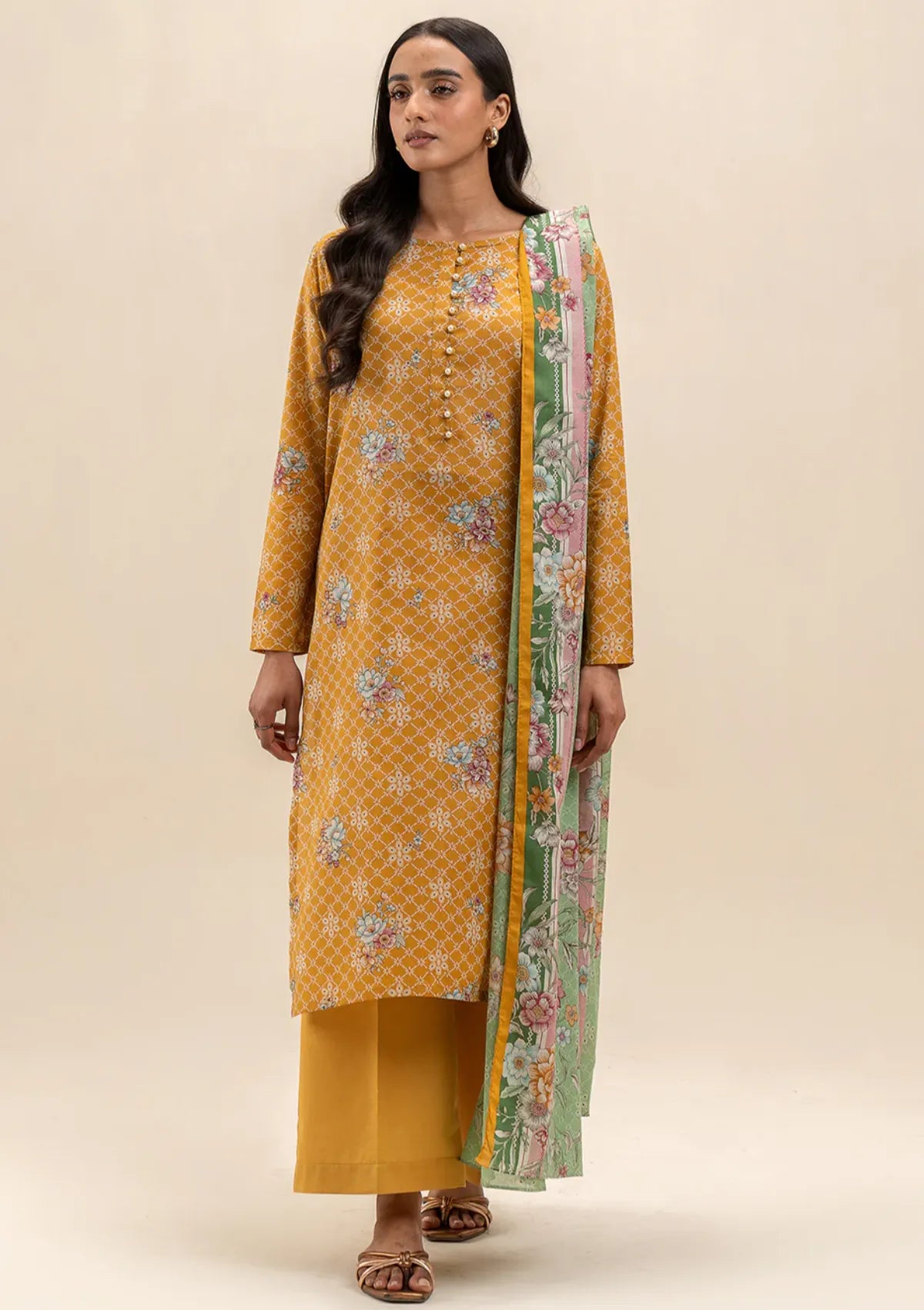 mohsin-saeed-fabrics-is-selling-online-and-in stores-Luxury-daily-wear-wedding-wear-formal-wear-in-budgeted-price-This-product-is-from-beechtree-printed-lawn-25-d-07-is-available-on-Mohsin-saeed-fabrics-website.