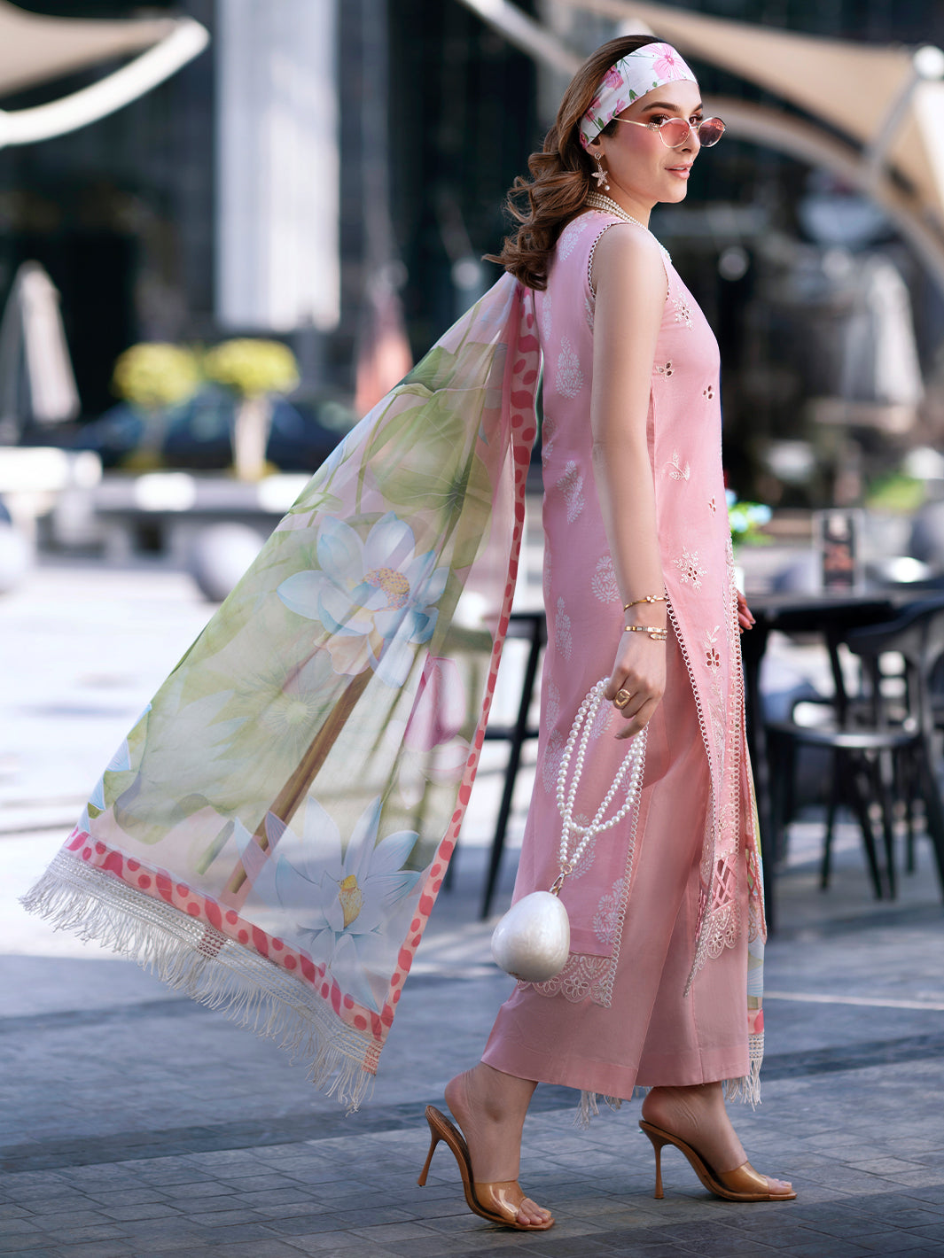 Mahnur Broadway Luxury Lawn'26 BW-08