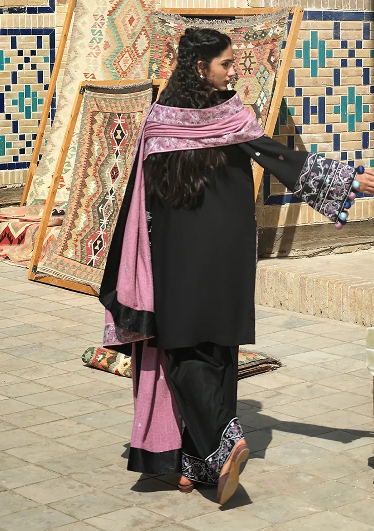 Mushq Hemline Bukhara Winter Edit'26 D-05 Bazaar Trail
