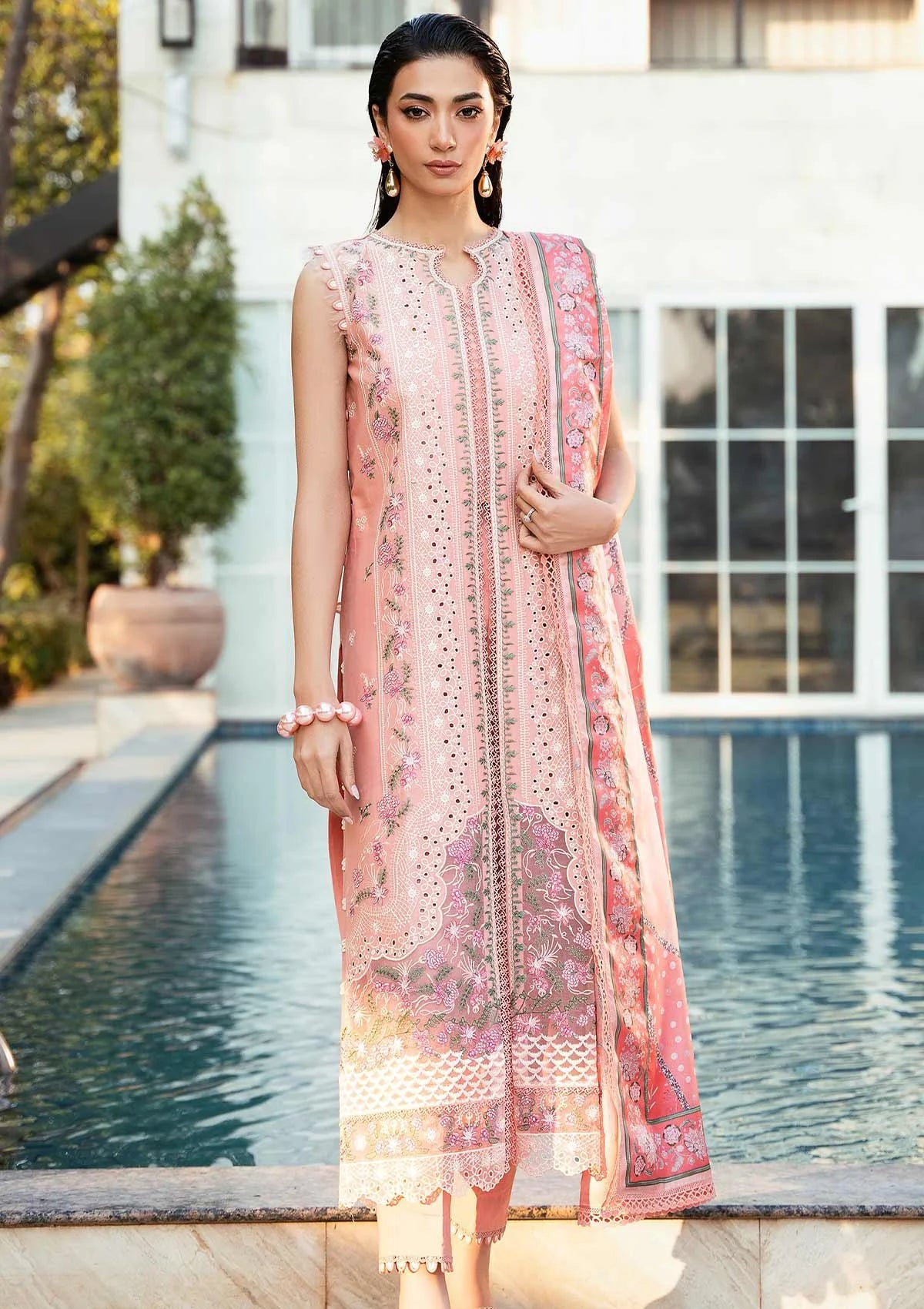 mohsin-saeed-fabrics-is-selling-online-and-in stores-Luxury-daily-wear-wedding-wear-formal-wear-in-budgeted-price-This-product-is-from-bin-ilyas-kayra-summer-edit25-d-311b-is-available-on-Mohsin-saeed-fabrics-website.