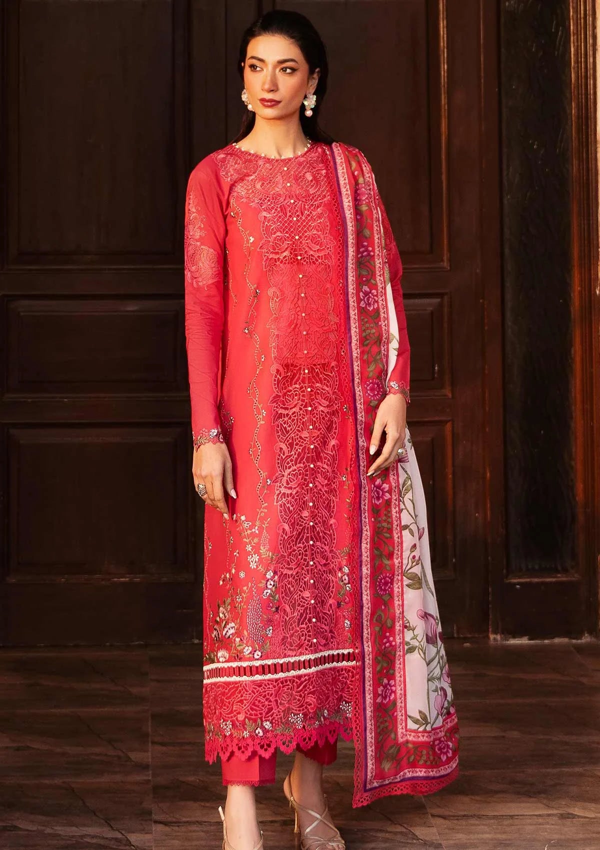 mohsin-saeed-fabrics-is-selling-online-and-in stores-Luxury-daily-wear-wedding-wear-formal-wear-in-budgeted-price-This-product-is-from-bin-ilyas-kayra-summer-edit25-d-314a-is-available-on-Mohsin-saeed-fabrics-website.