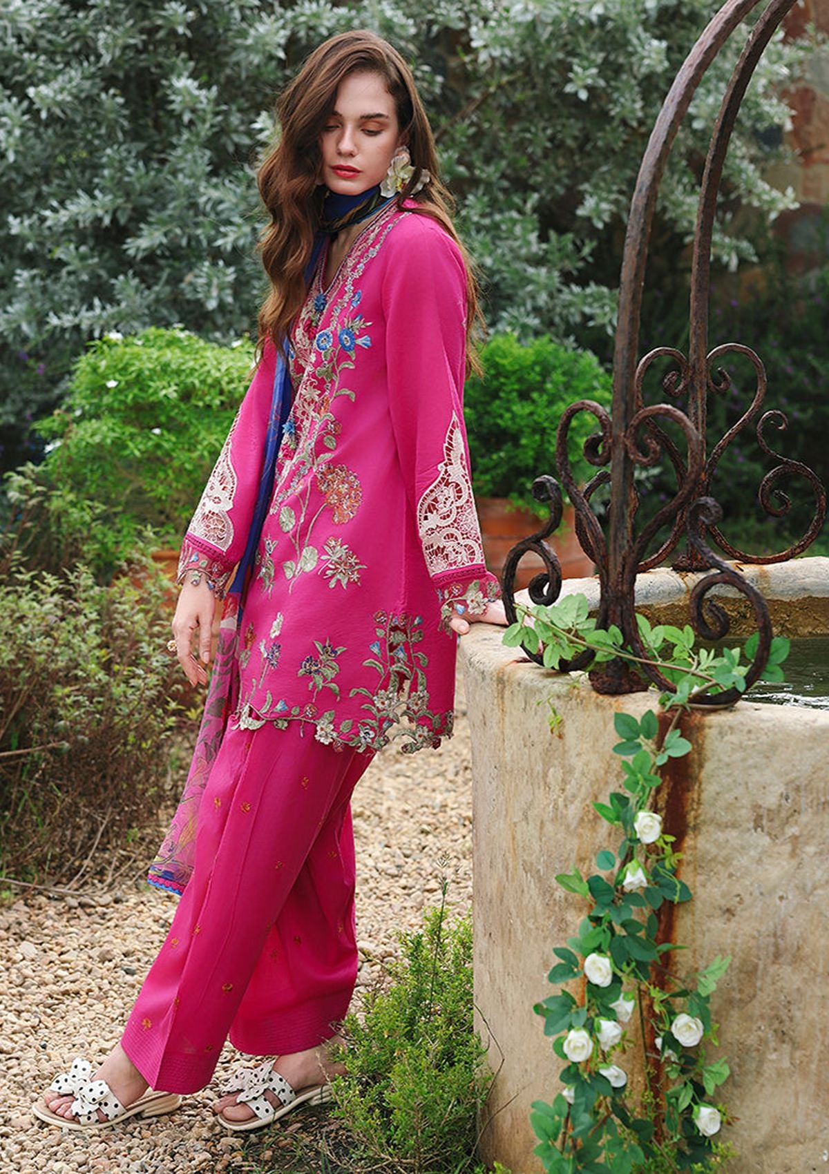 Mushq Hemline The Secret Garden Lawn'26 D-07 Bloomveil